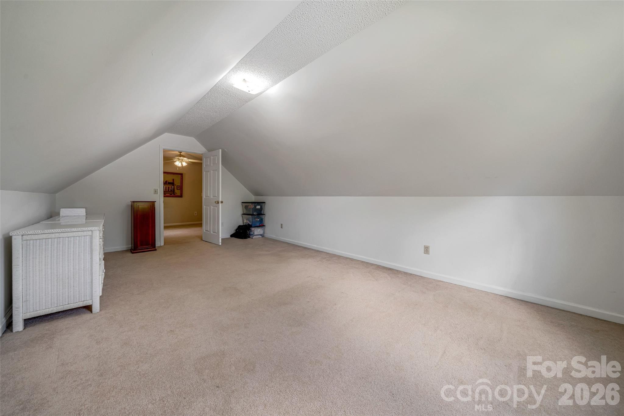18 Tarragon Place Property Photo 31