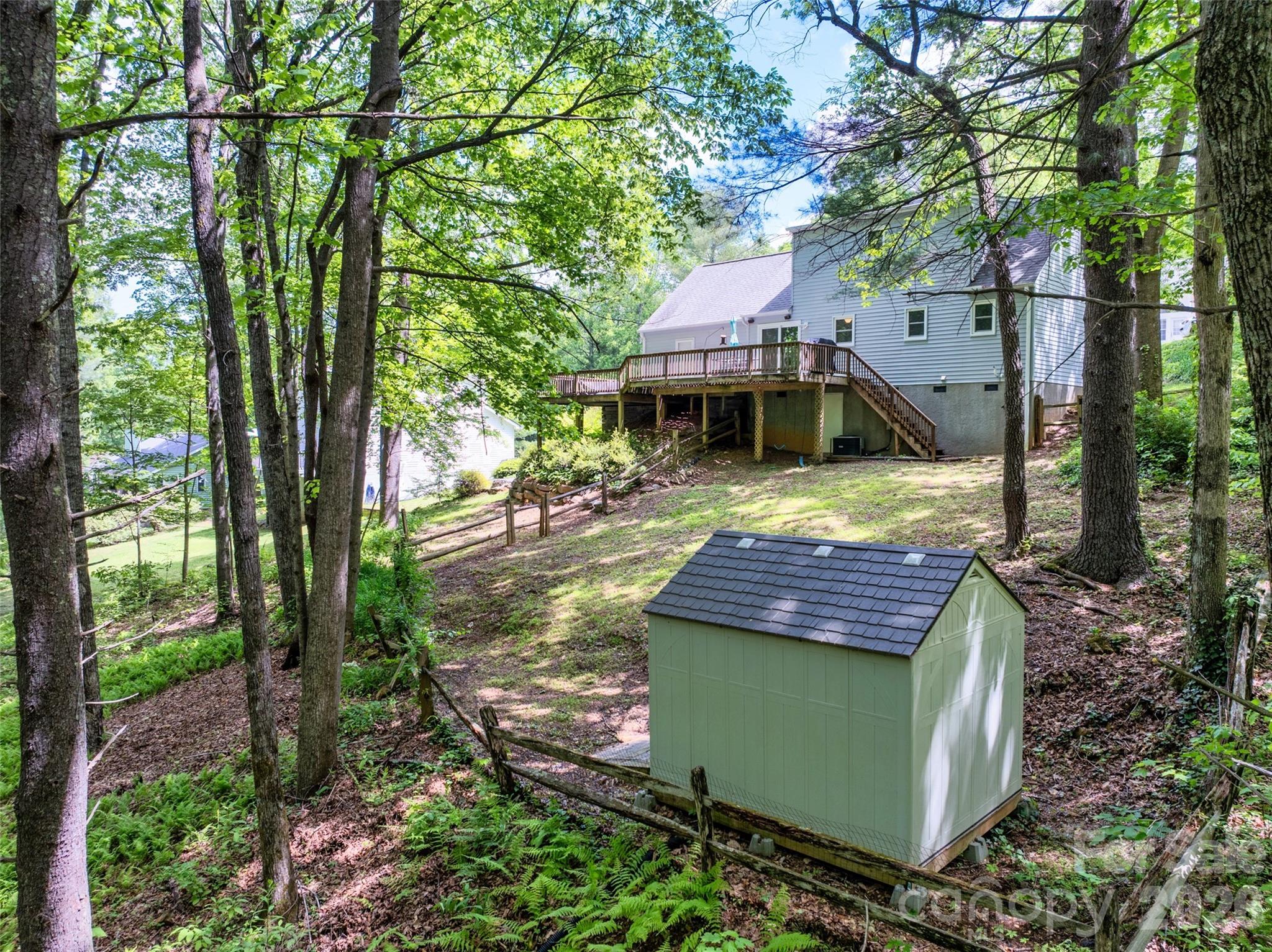 18 Tarragon Place Property Photo 46