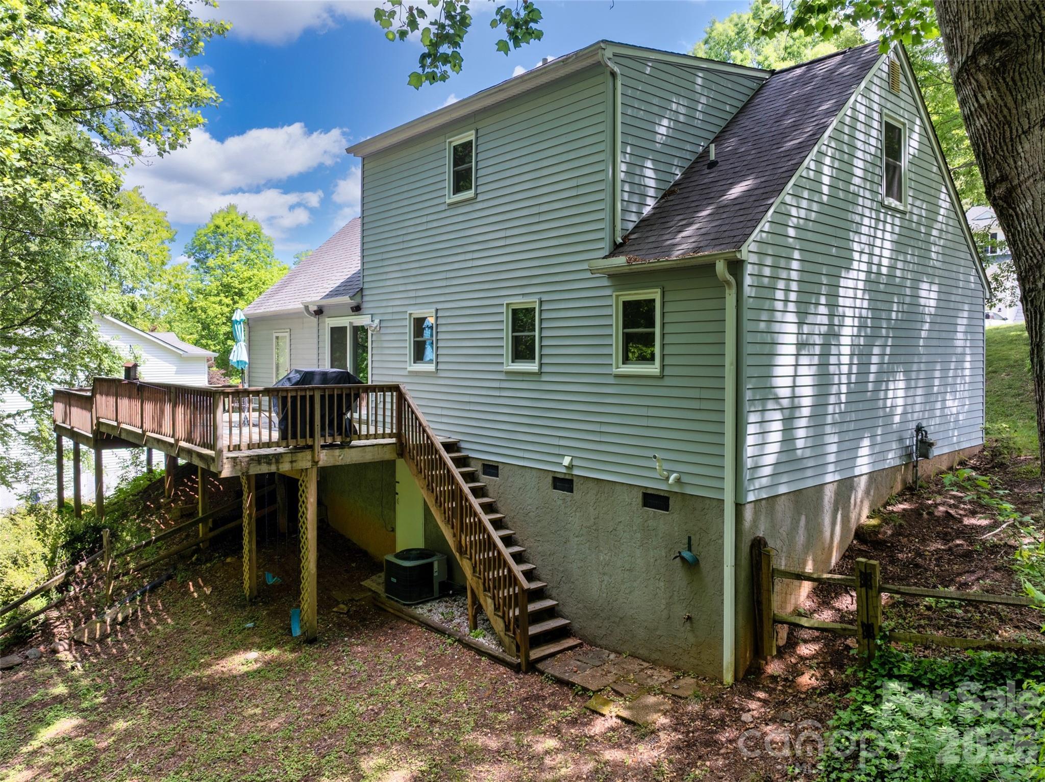 18 Tarragon Place Property Photo 48