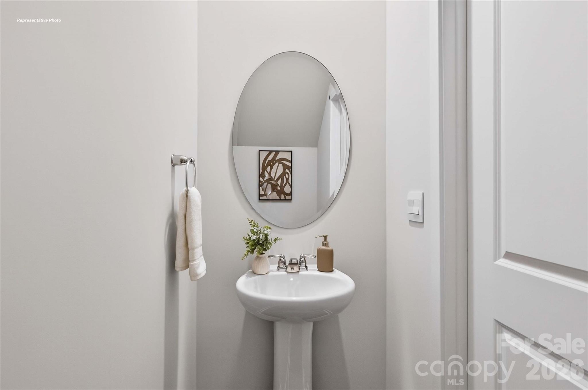 1375 Mammoth Road Property Photo 10