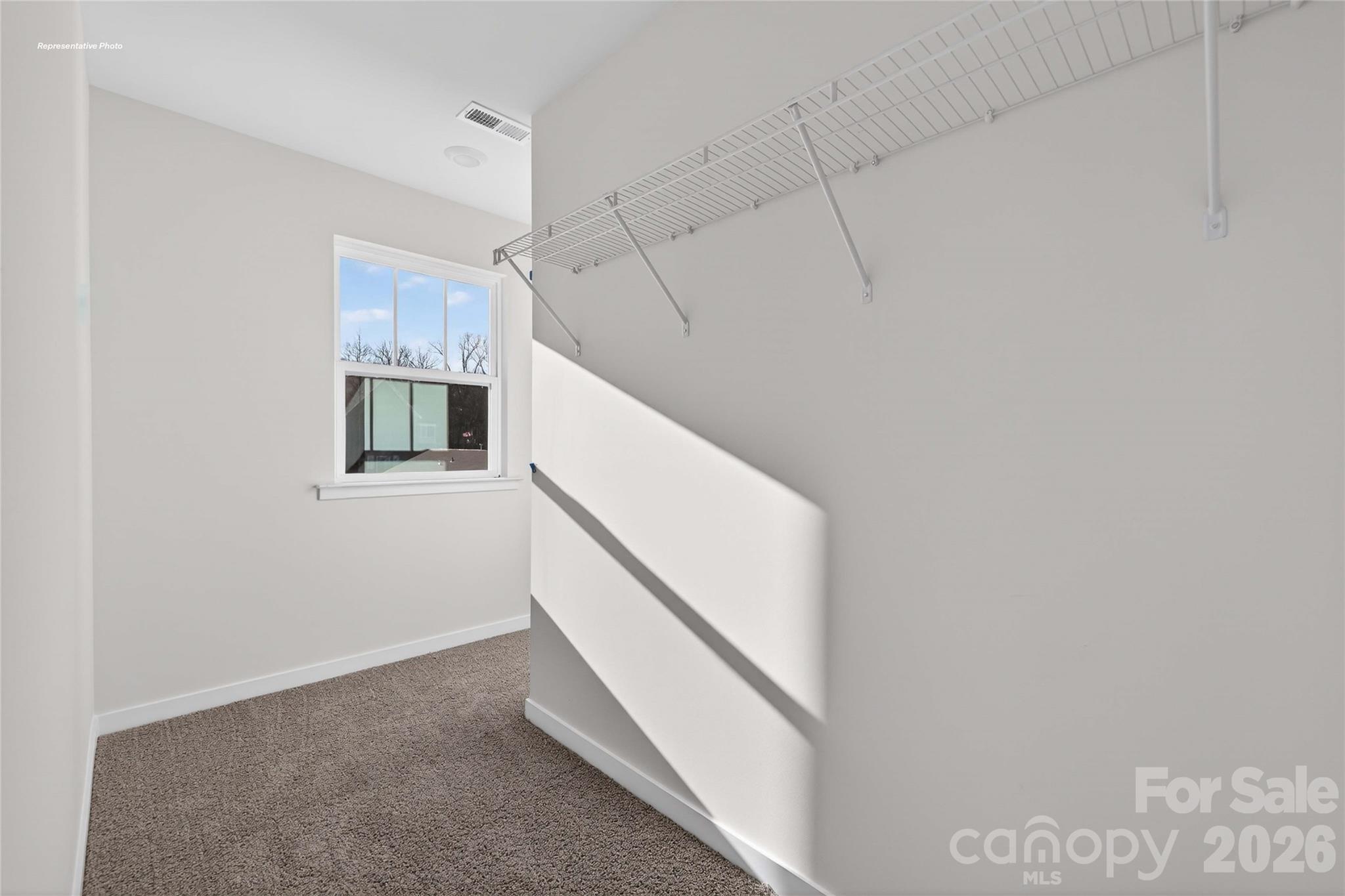 1375 Mammoth Road Property Photo 16