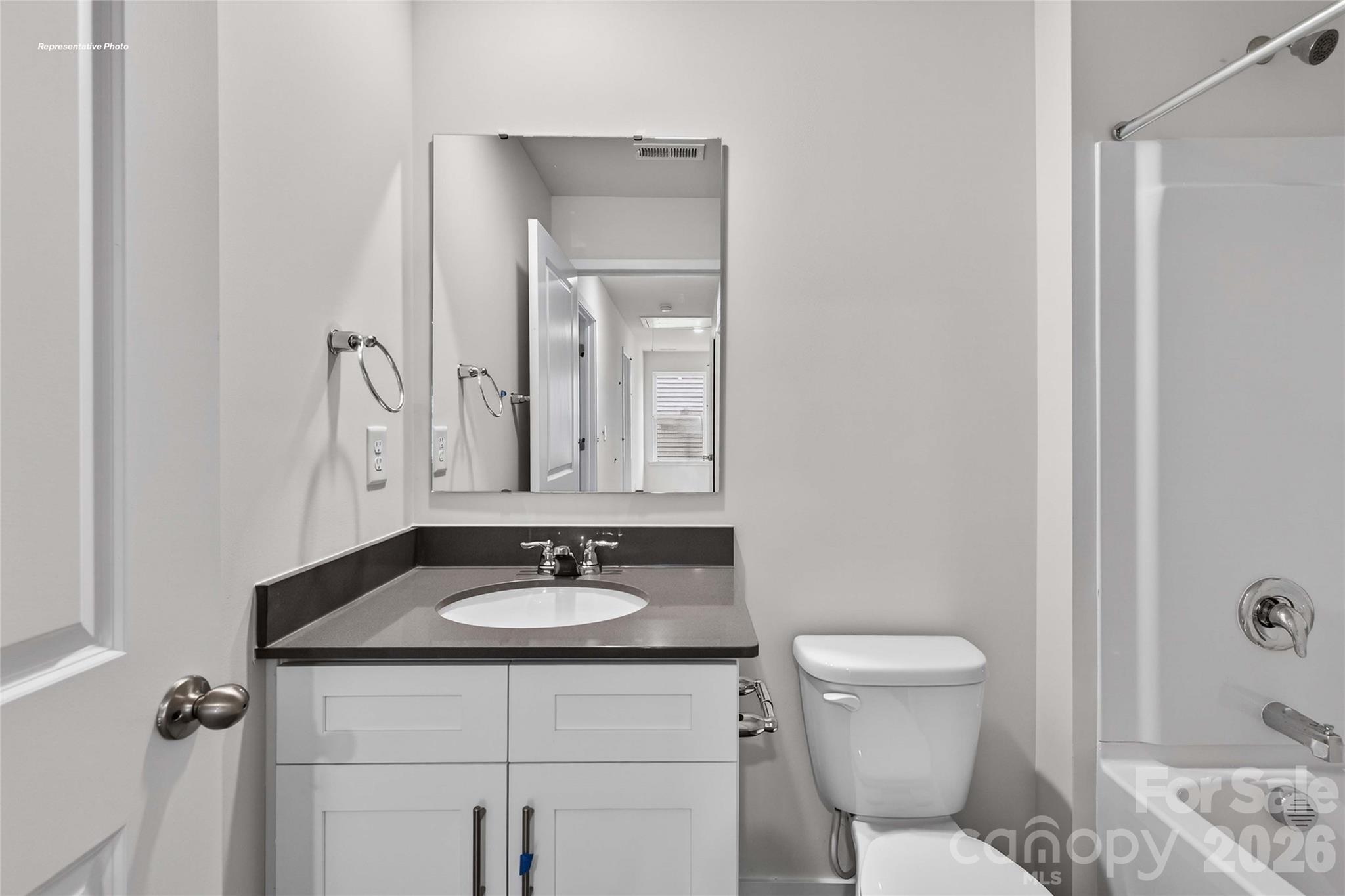 1375 Mammoth Road Property Photo 20