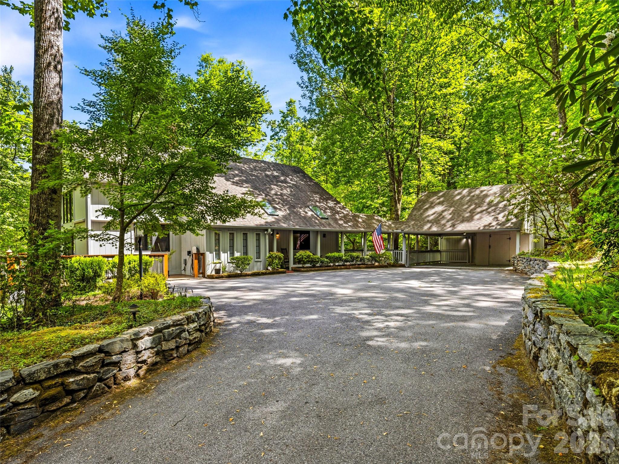 33 Southerland Road Property Photo 2