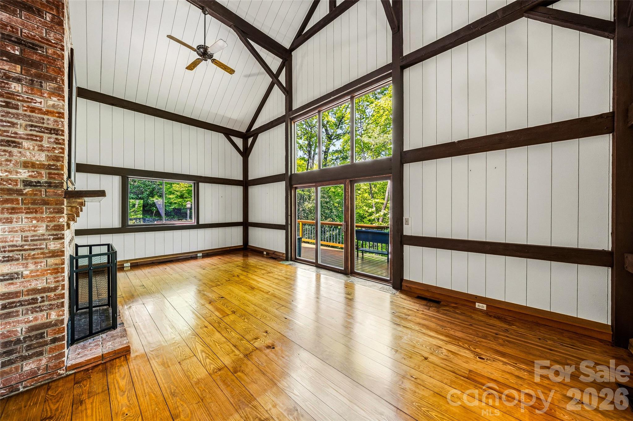 33 Southerland Road Property Photo 8