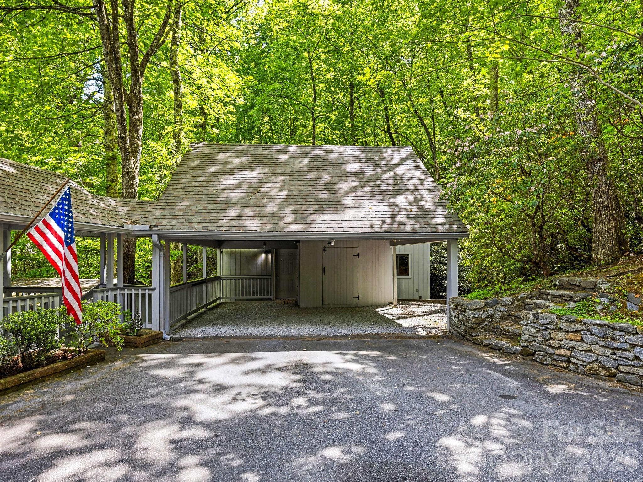 33 Southerland Road Property Photo 32