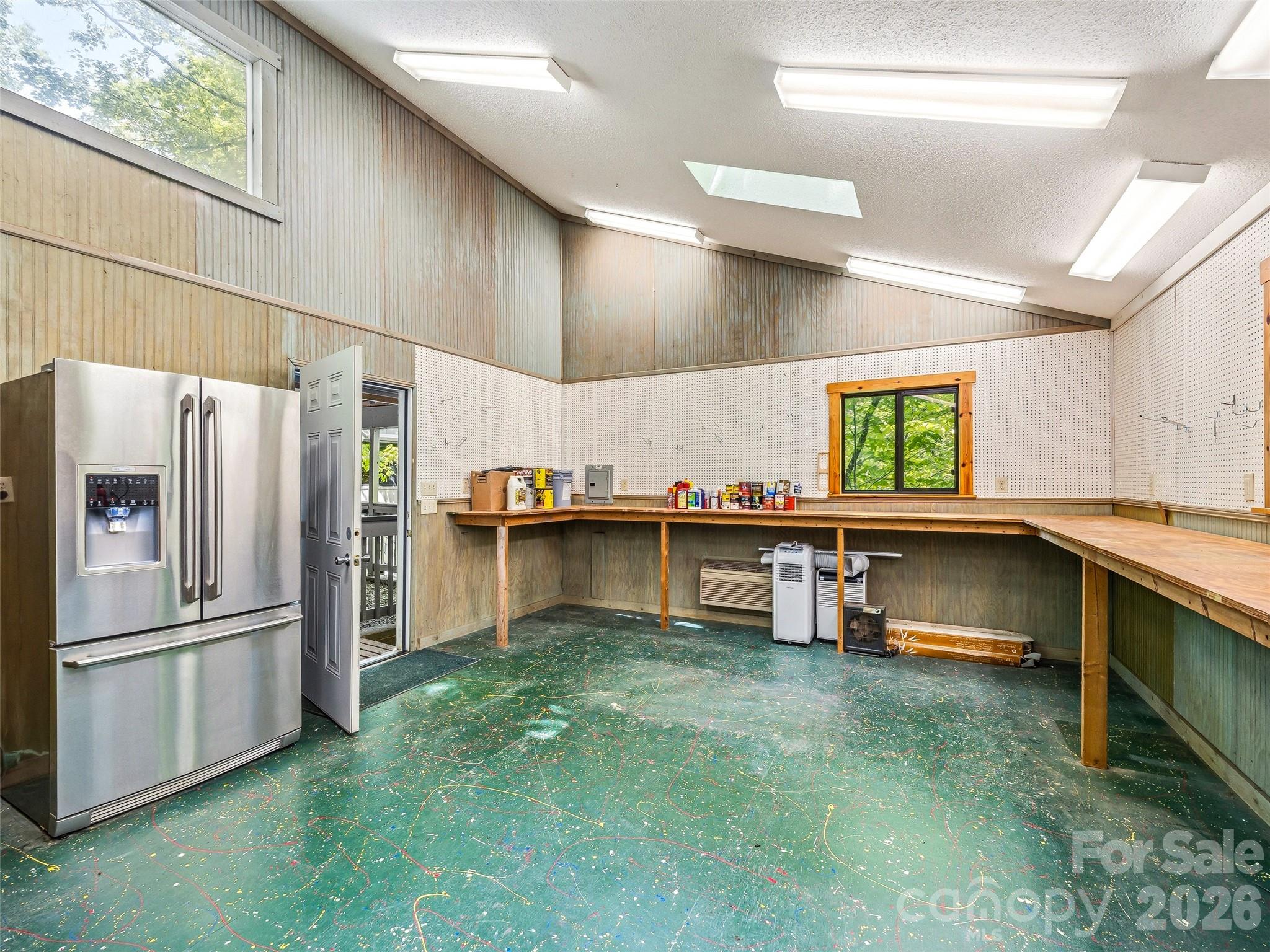 33 Southerland Road Property Photo 42