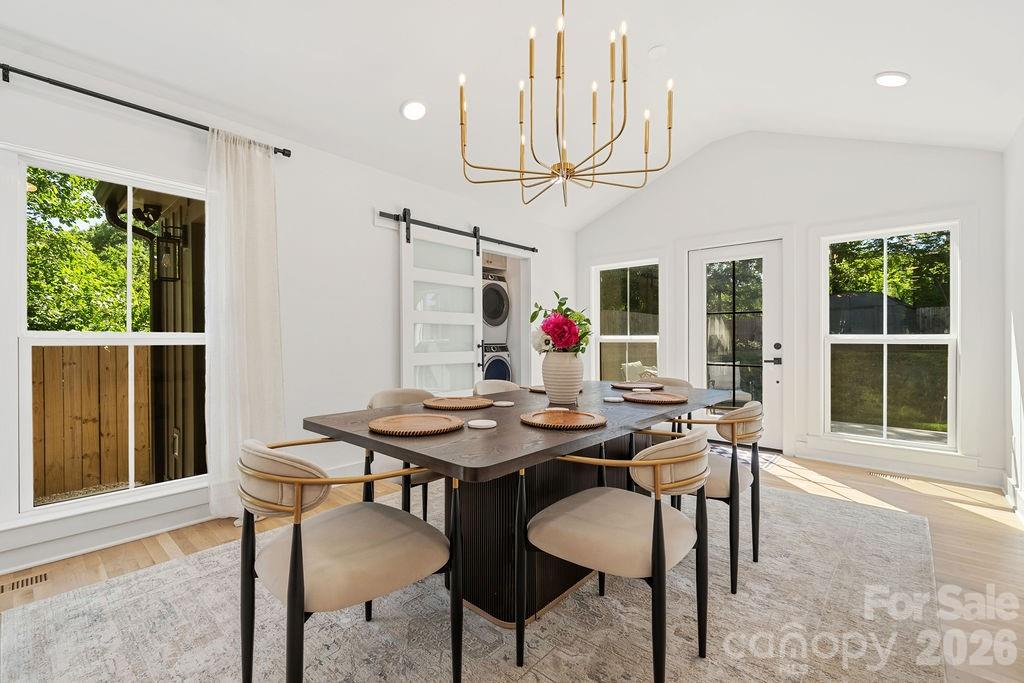1939 Academy Street Property Photo 4