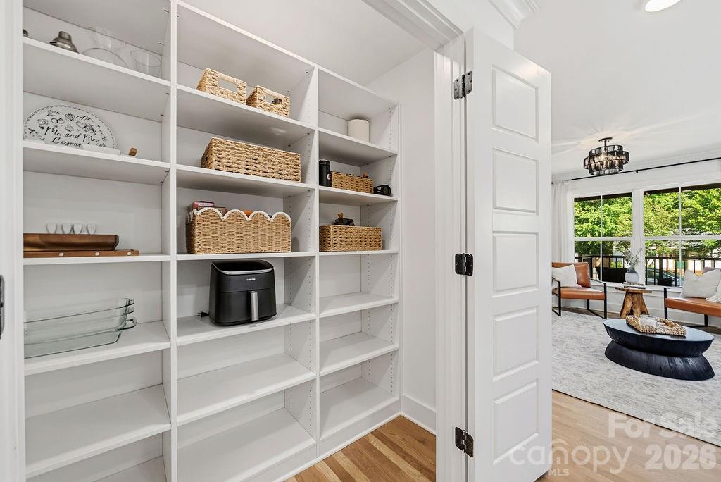 1939 Academy Street Property Photo 11