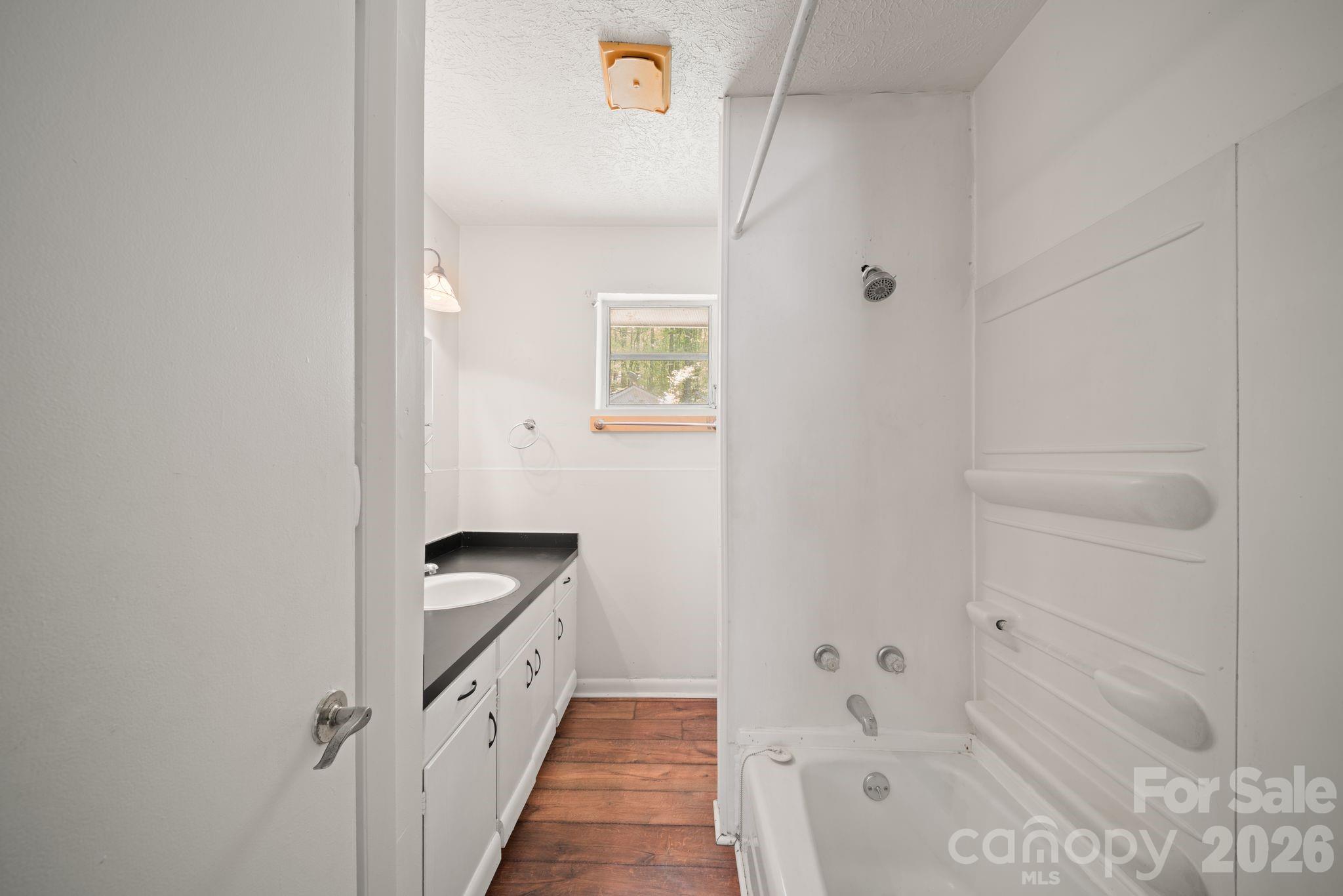 290 Hookers Gap Road Property Photo 9