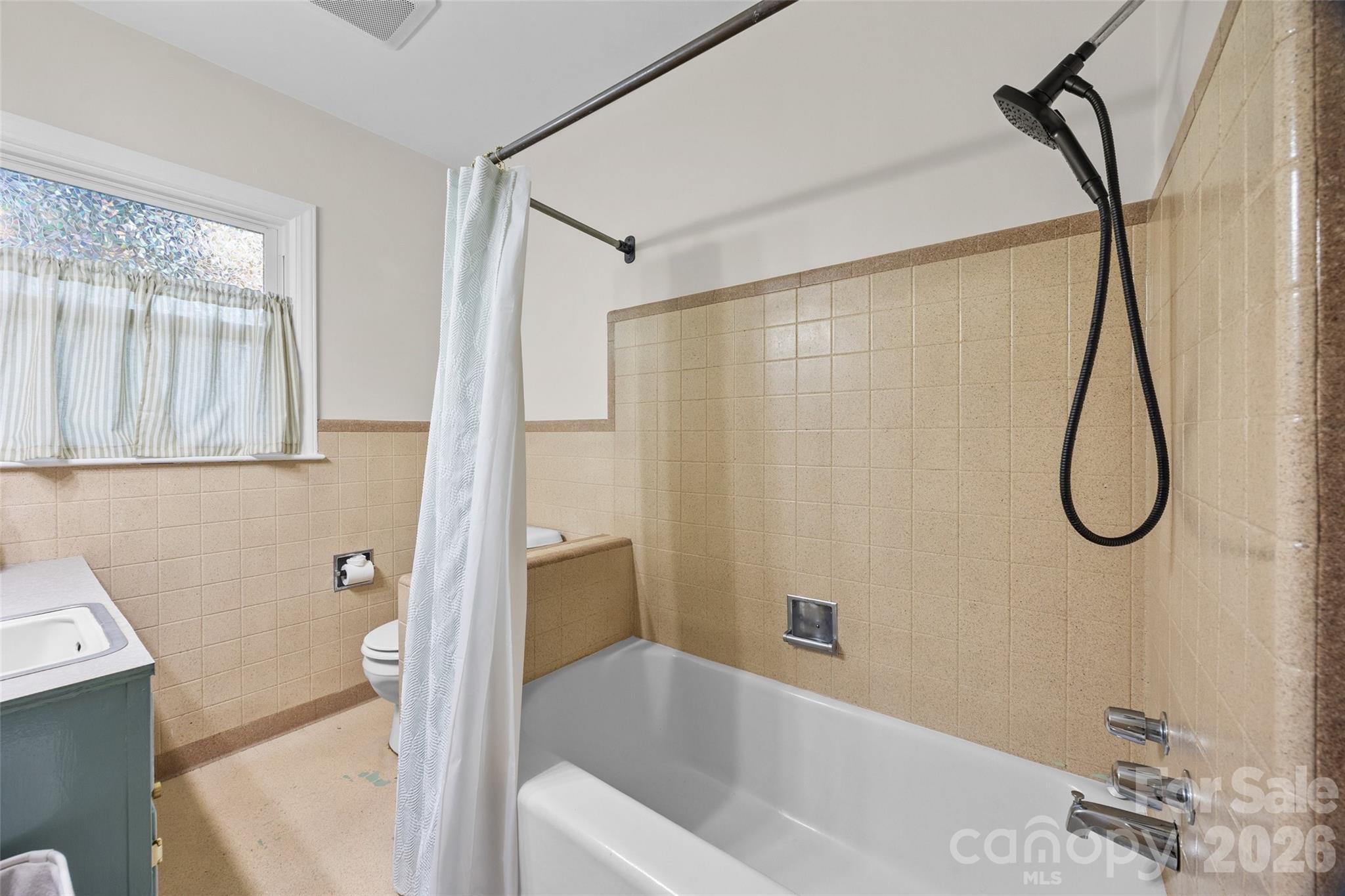632 Sedgewood Drive Property Photo 22