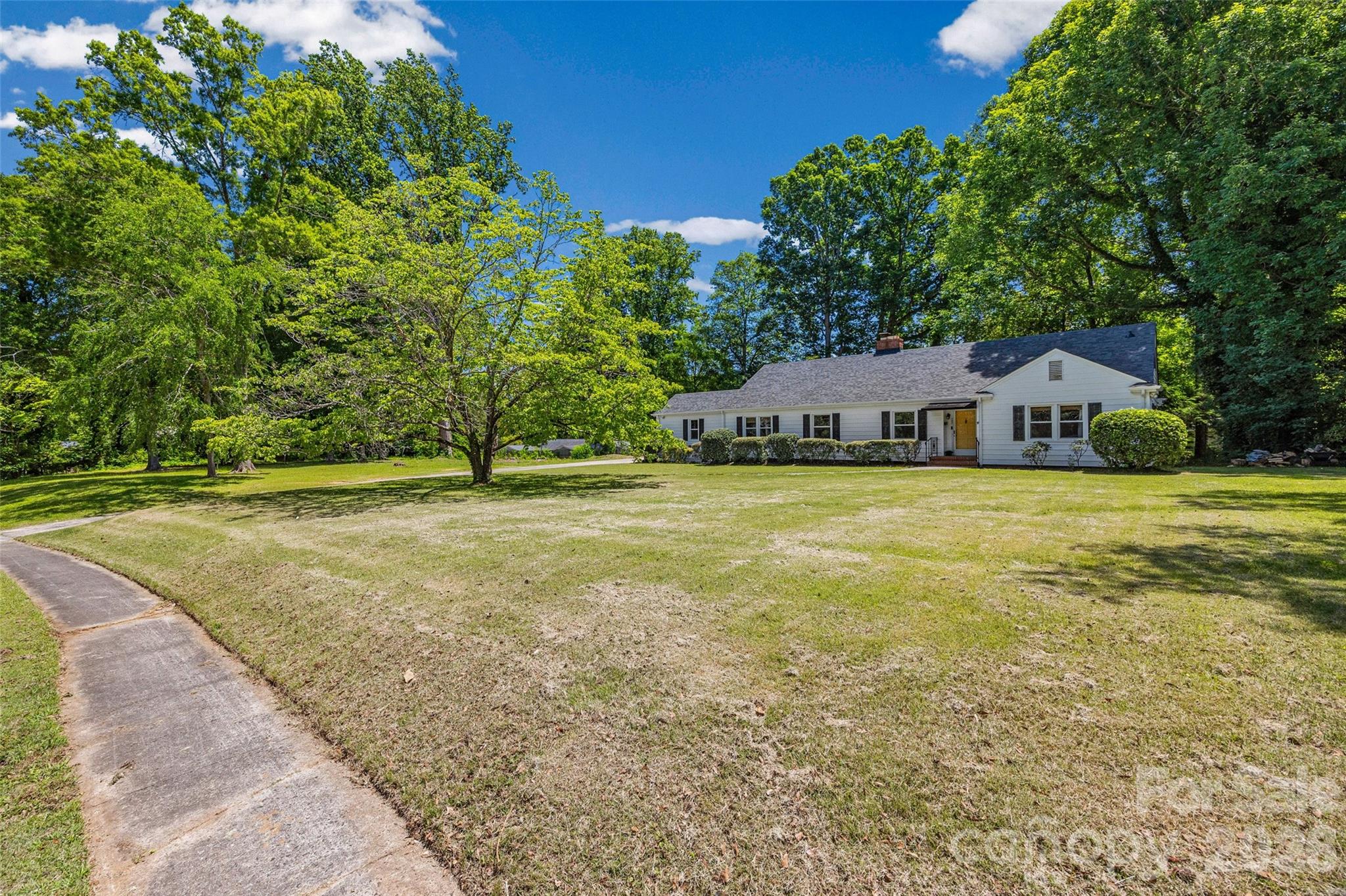 632 Sedgewood Drive Property Photo 43