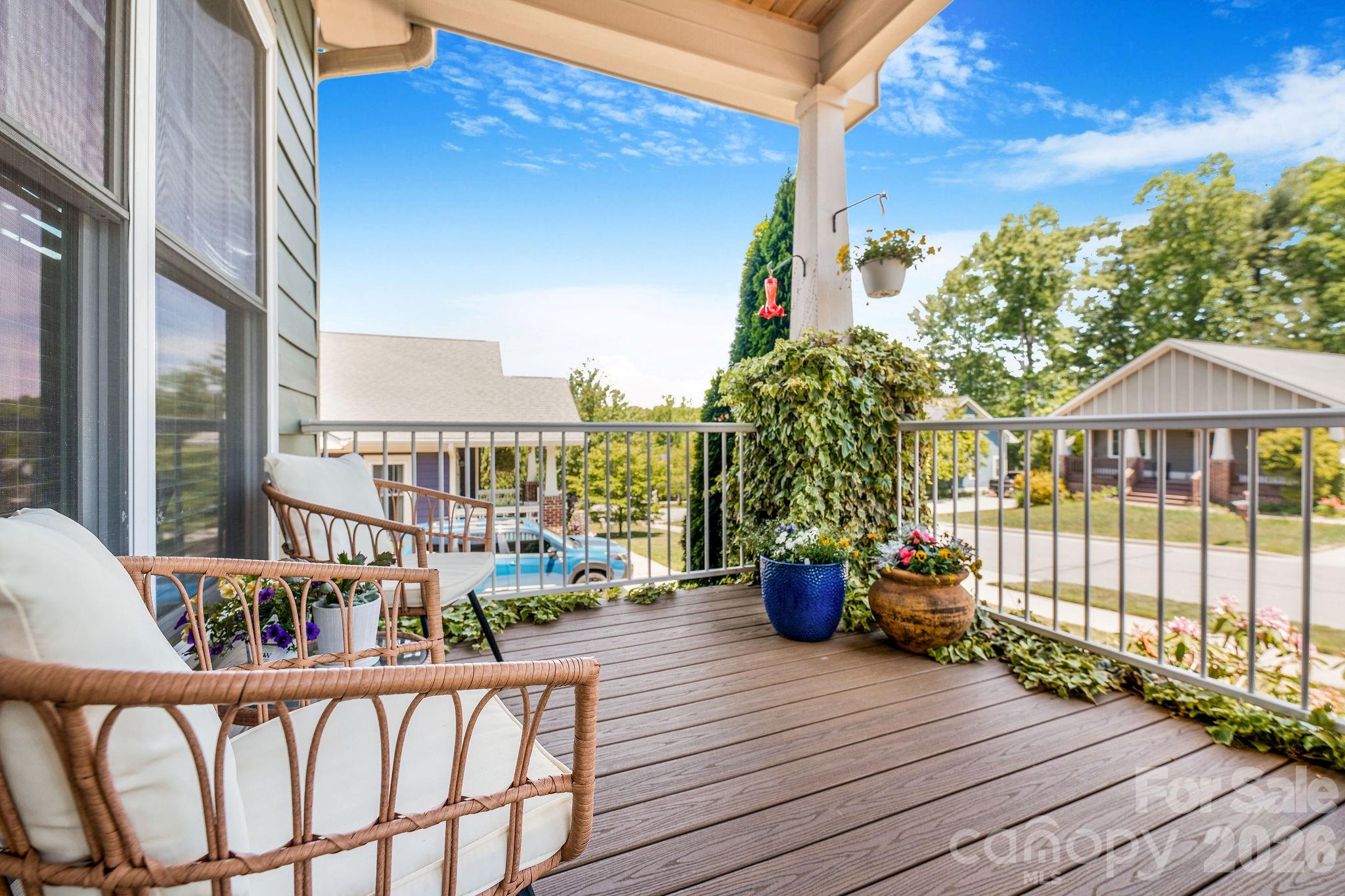 157 Estelle Park Drive Property Photo 10