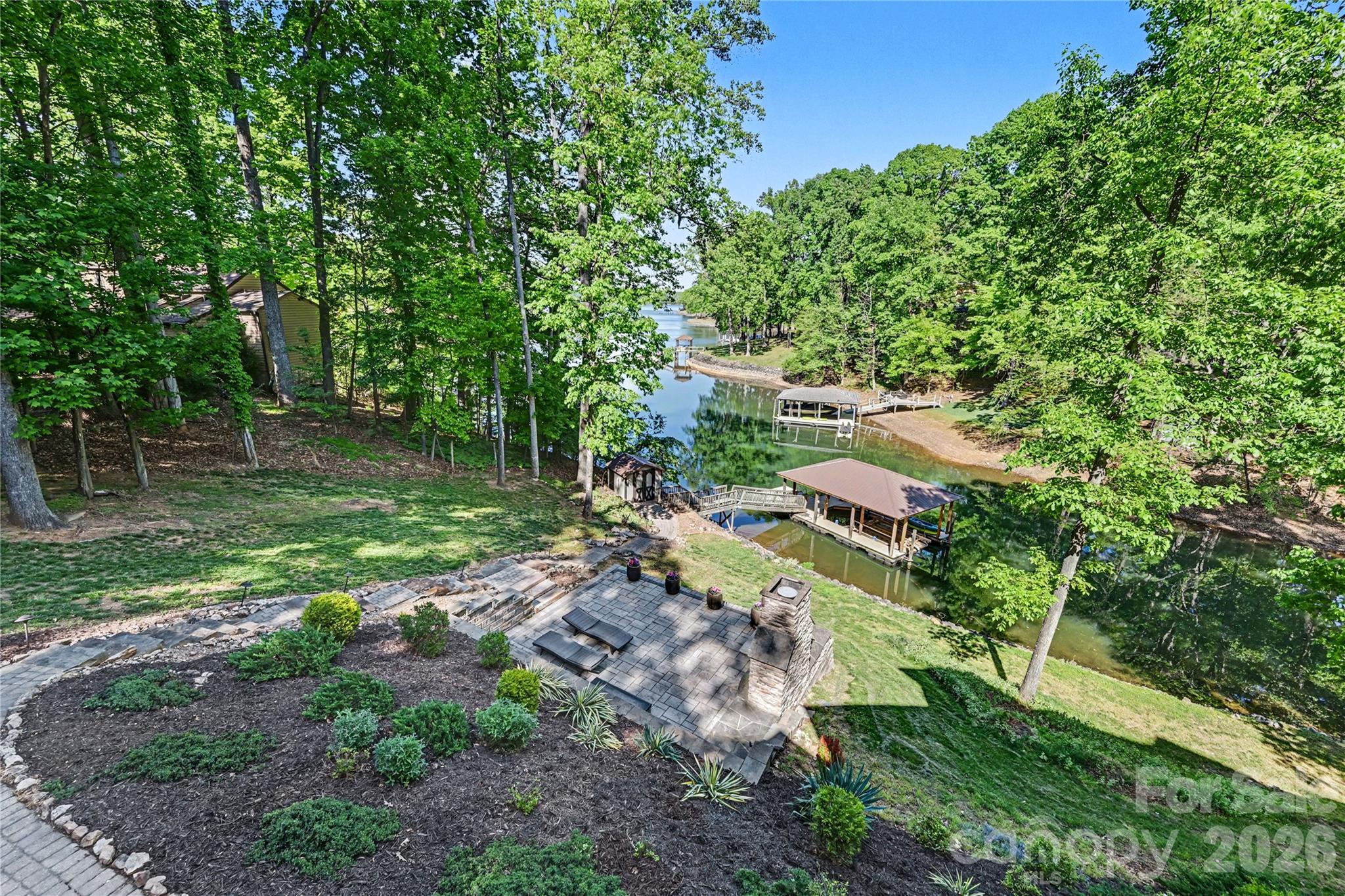 142 Lakeview Shores Loop Property Photo 6