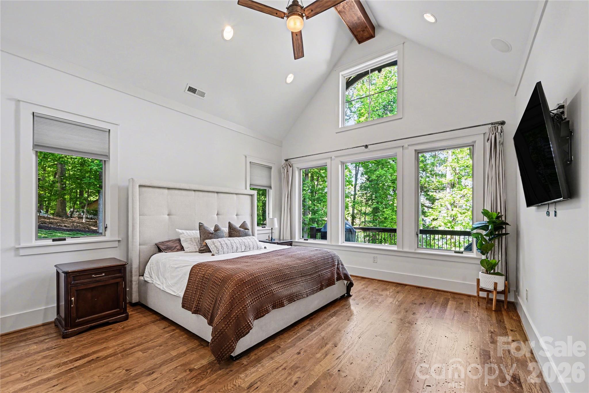 142 Lakeview Shores Loop Property Photo 15