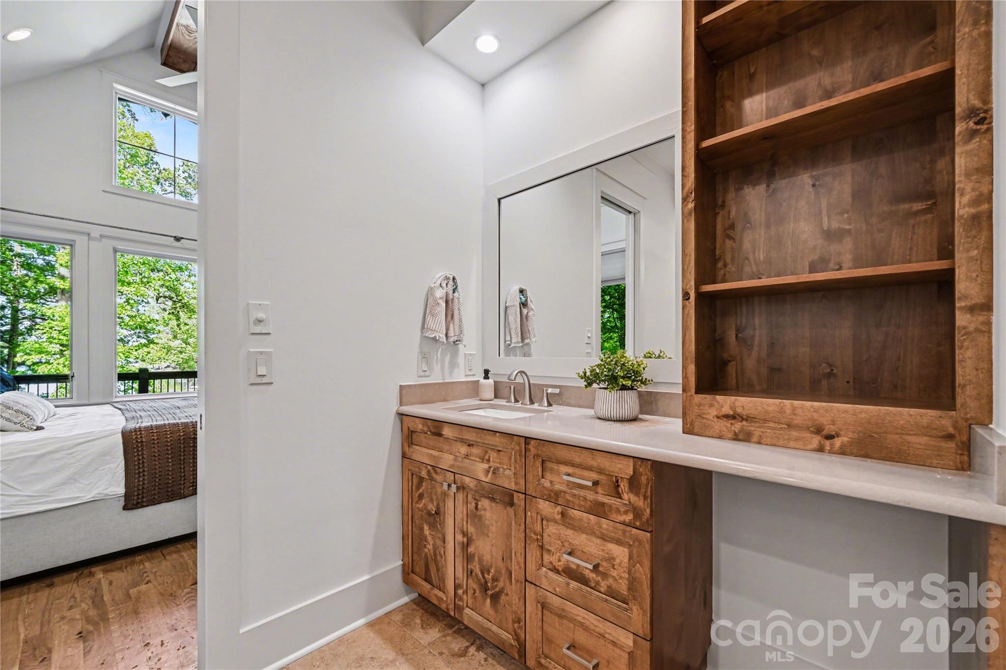 142 Lakeview Shores Loop Property Photo 18