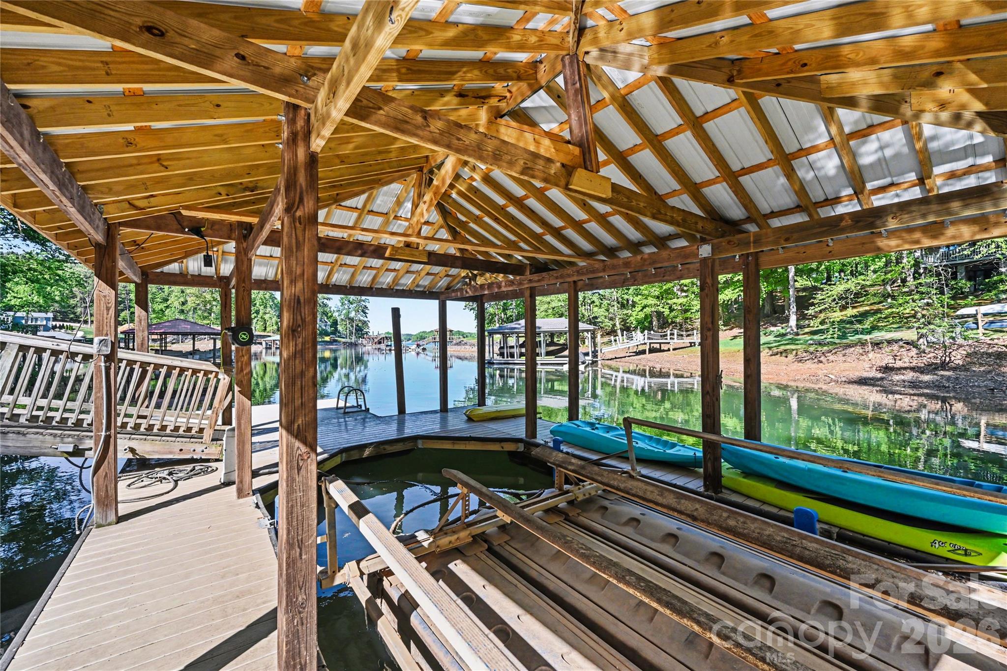142 Lakeview Shores Loop Property Photo 27