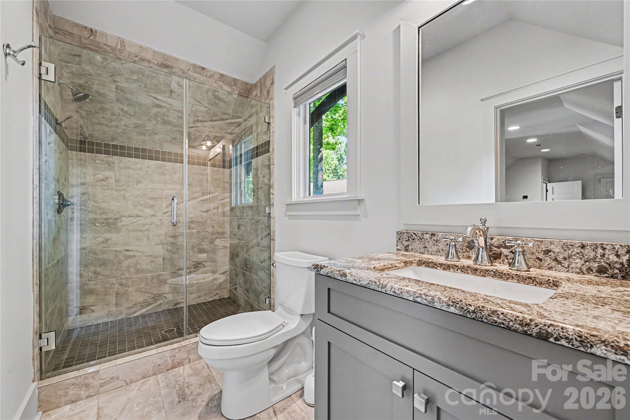 142 Lakeview Shores Loop Property Photo 32