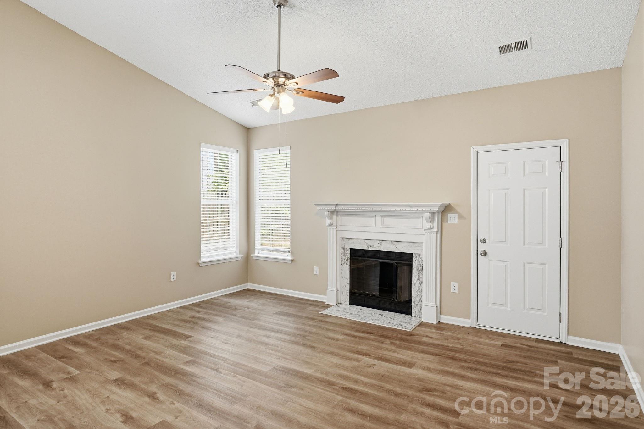 7200 Daerwood Place Property Photo 13