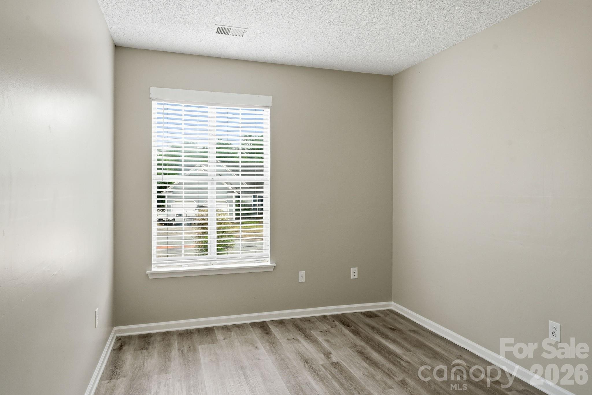 7200 Daerwood Place Property Photo 22