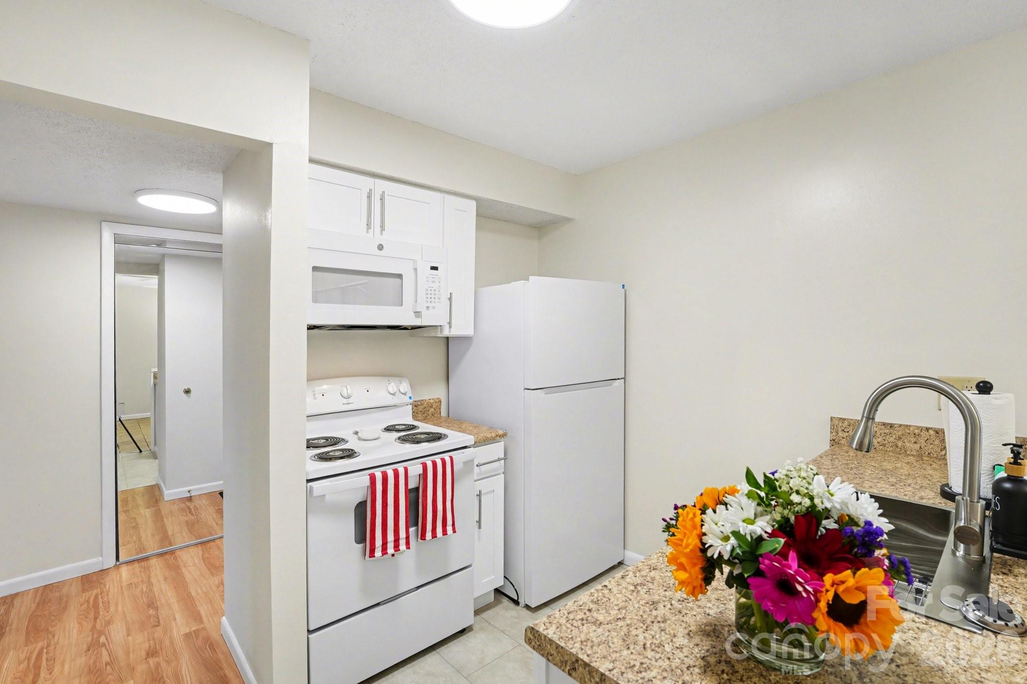 250 Sugar Gum Lane 224 Property Photo 14