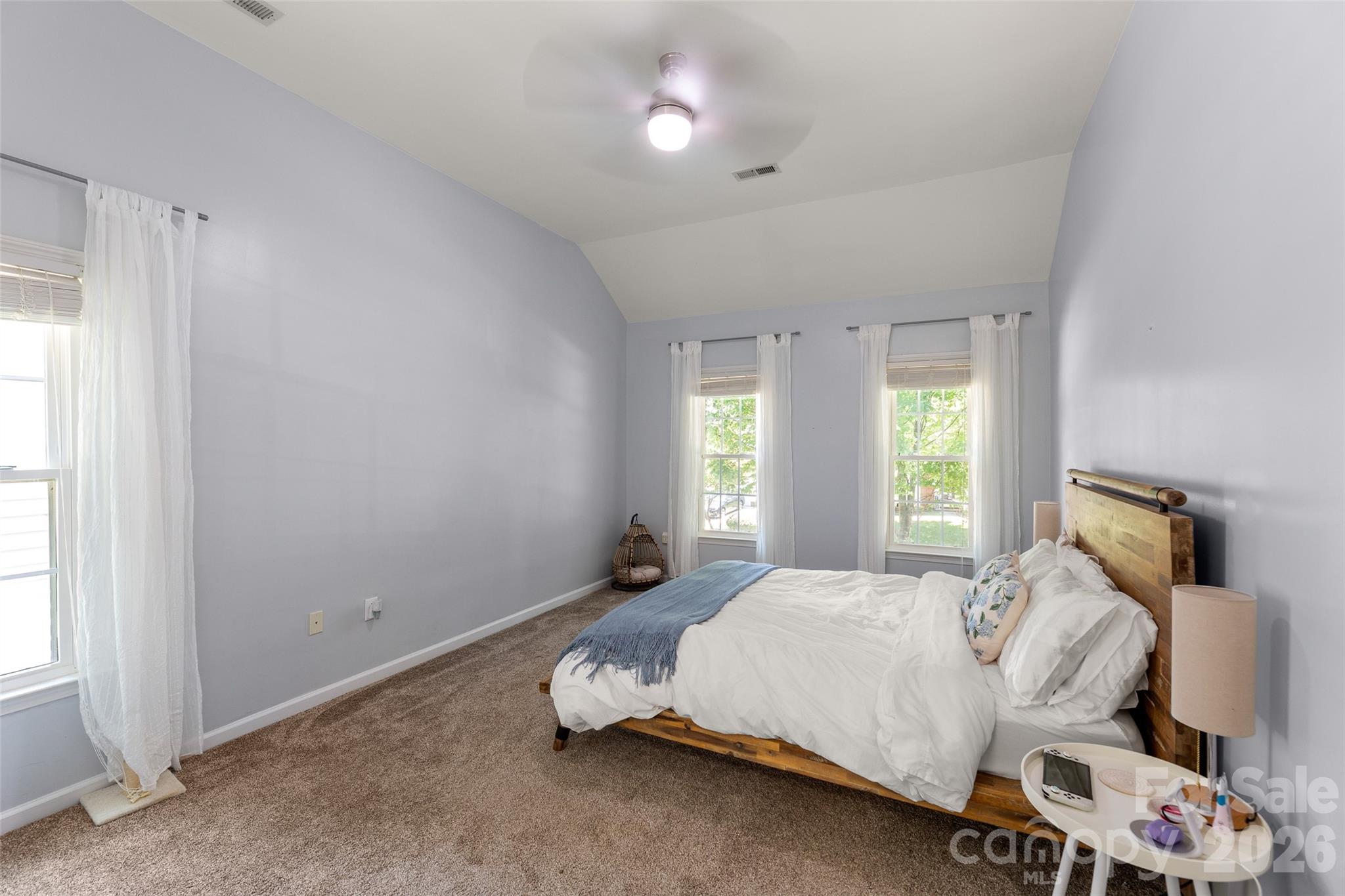 8906 Glade Court Property Photo 23
