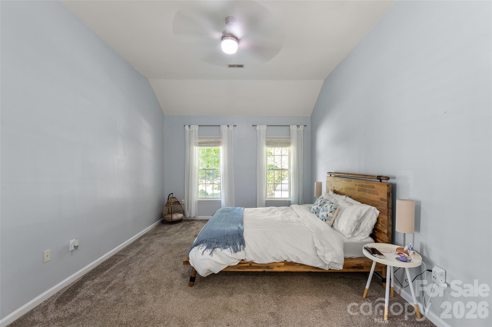 8906 Glade Court Property Photo 24