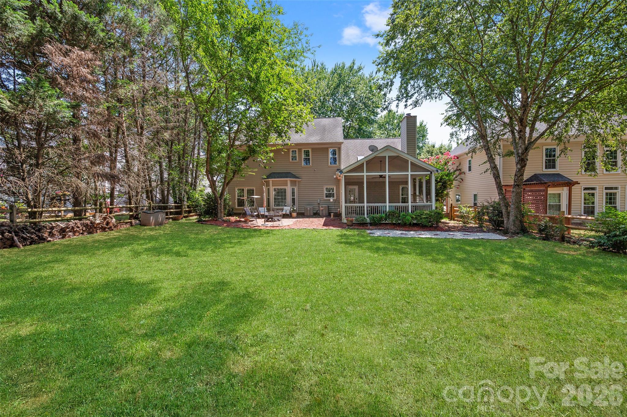 8906 Glade Court Property Photo 45