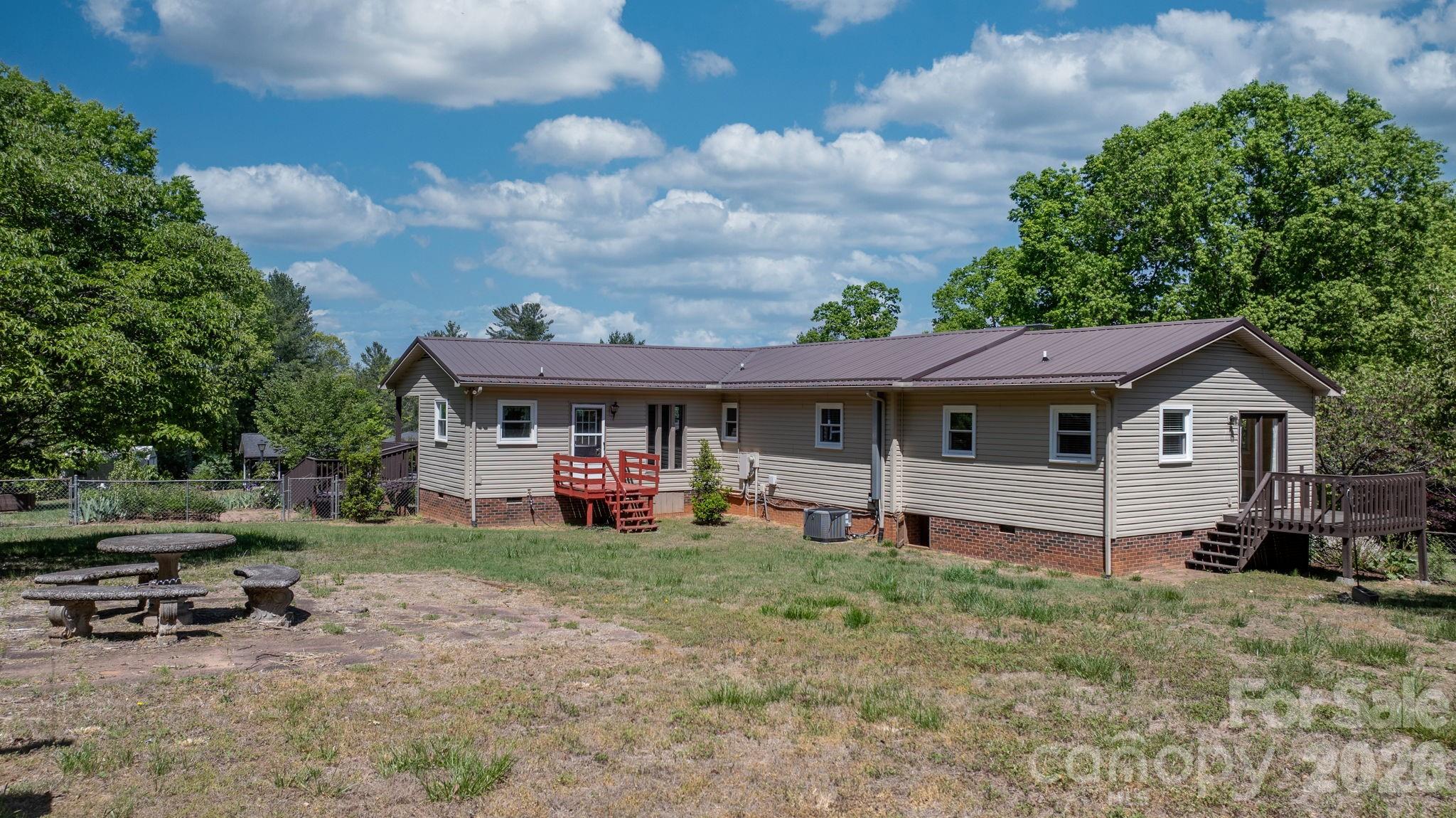 2113 White Pine Drive Property Photo 20