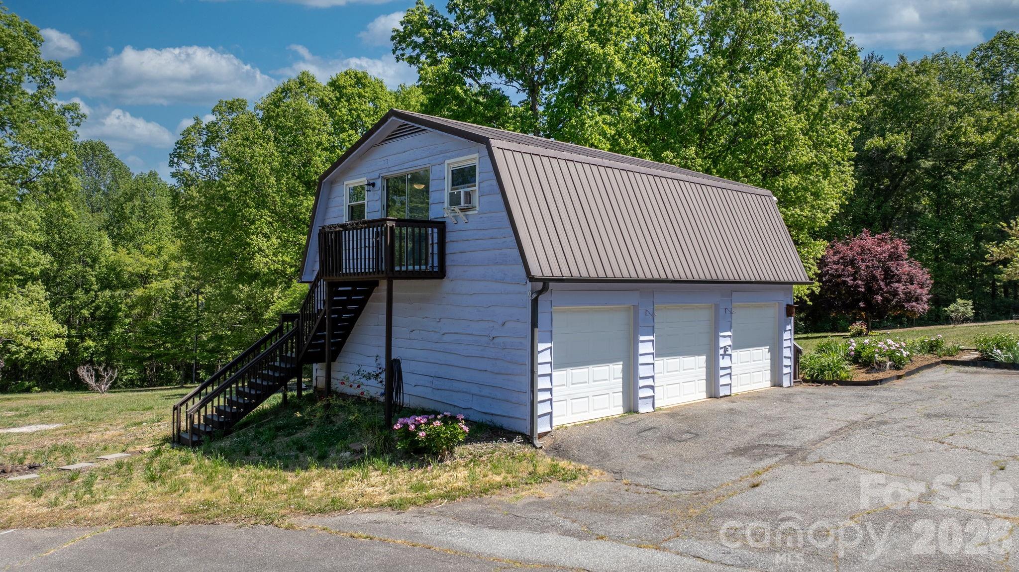 2113 White Pine Drive Property Photo 23