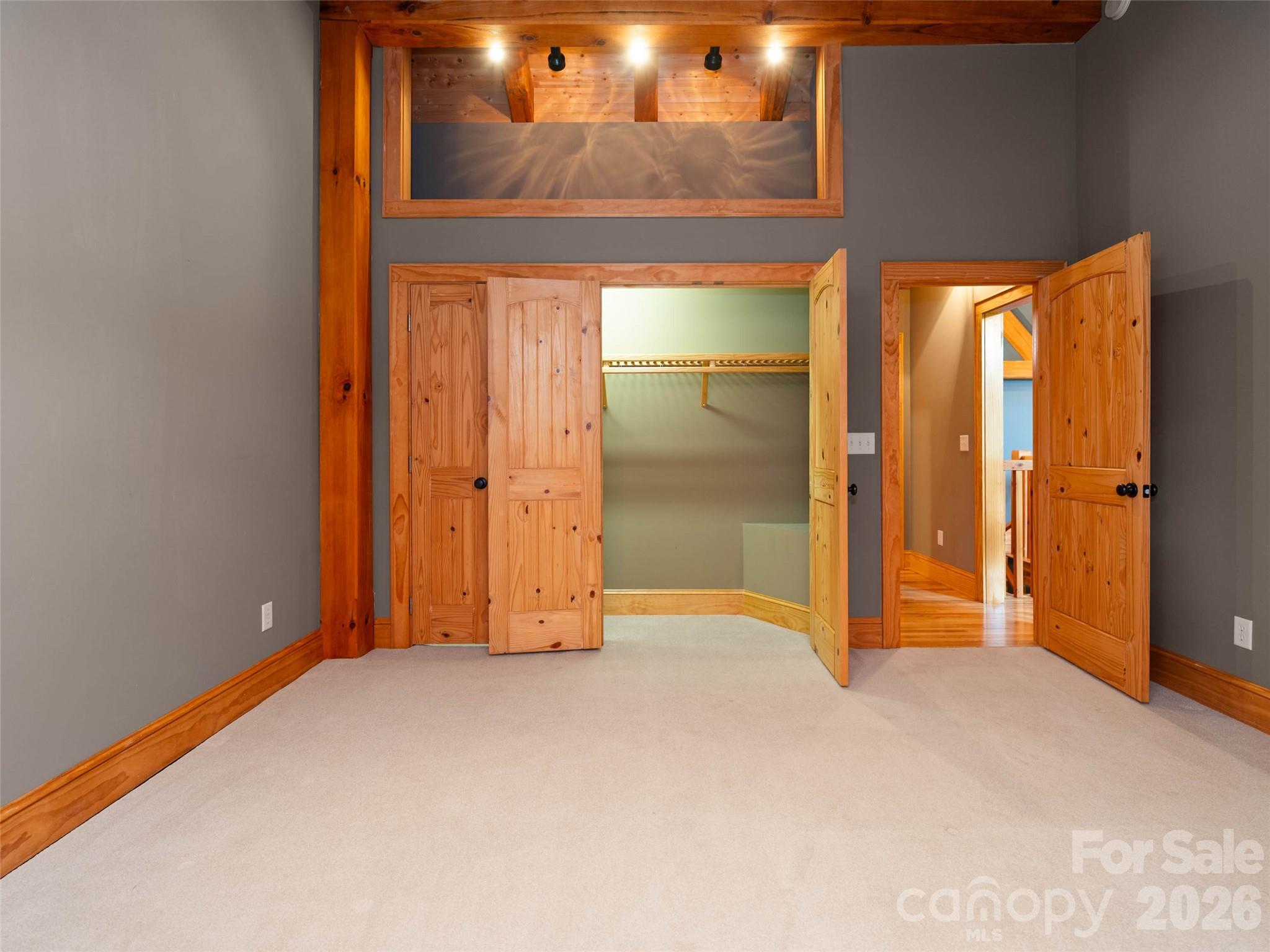 82 Red Oak Drive Property Photo 30