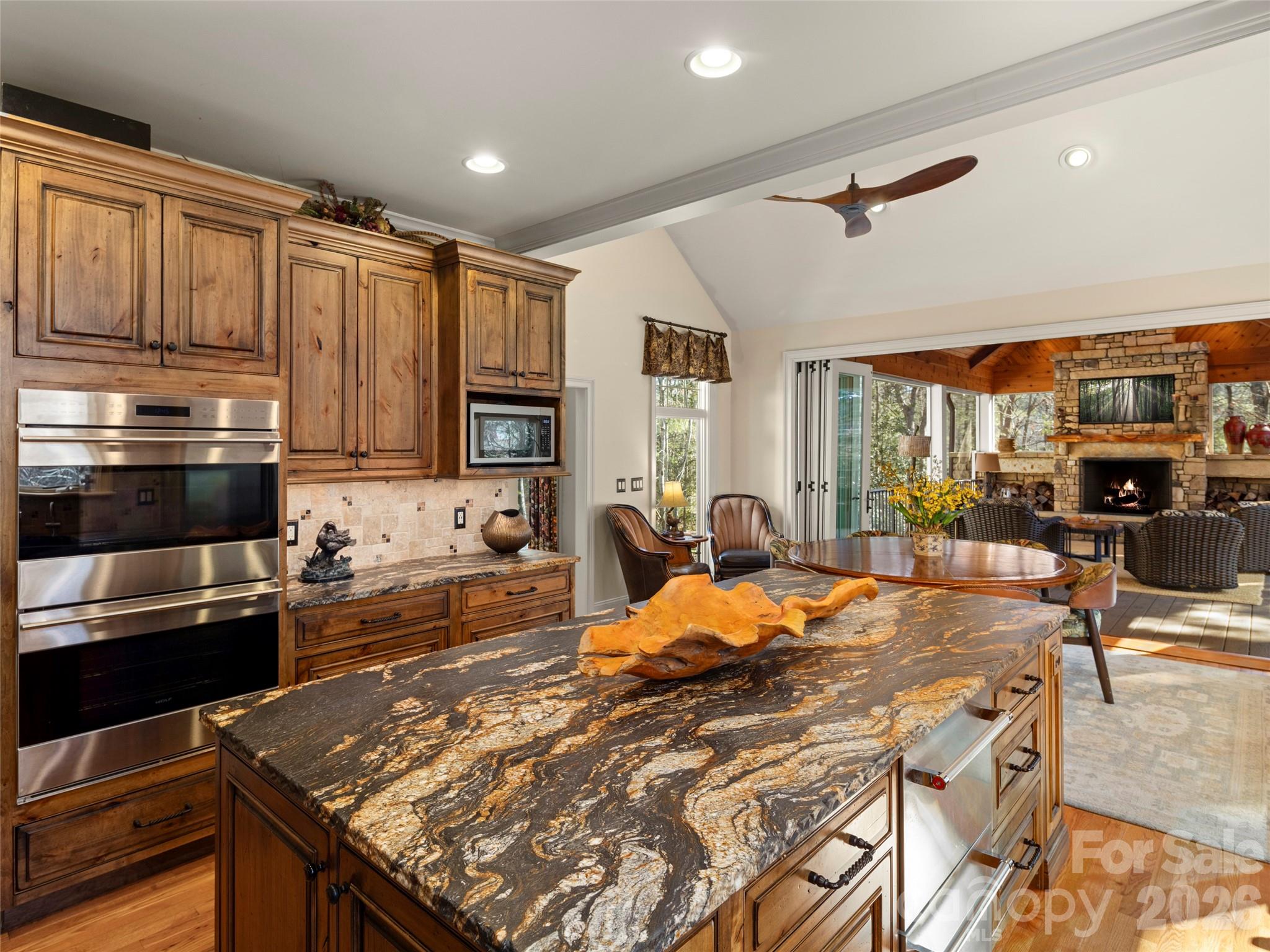 701 Baneberry Court Property Photo 8