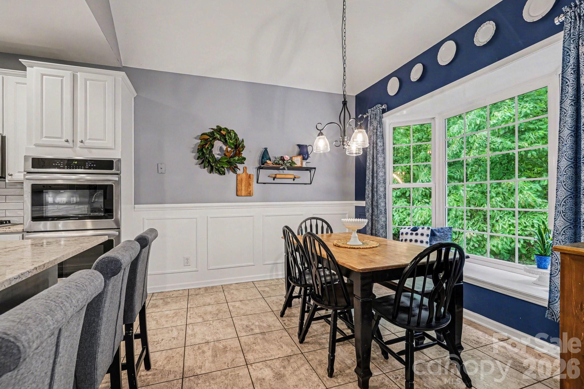 10501 Olde Irongate Lane Property Photo 11
