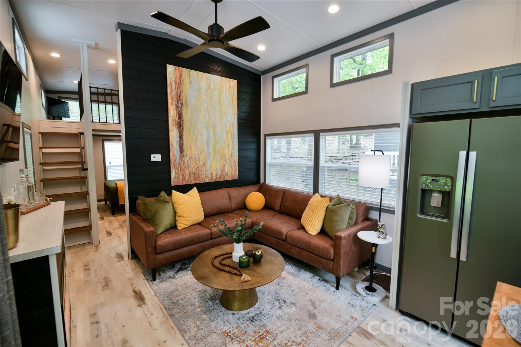 310 Laurelwood Lane Property Photo 4