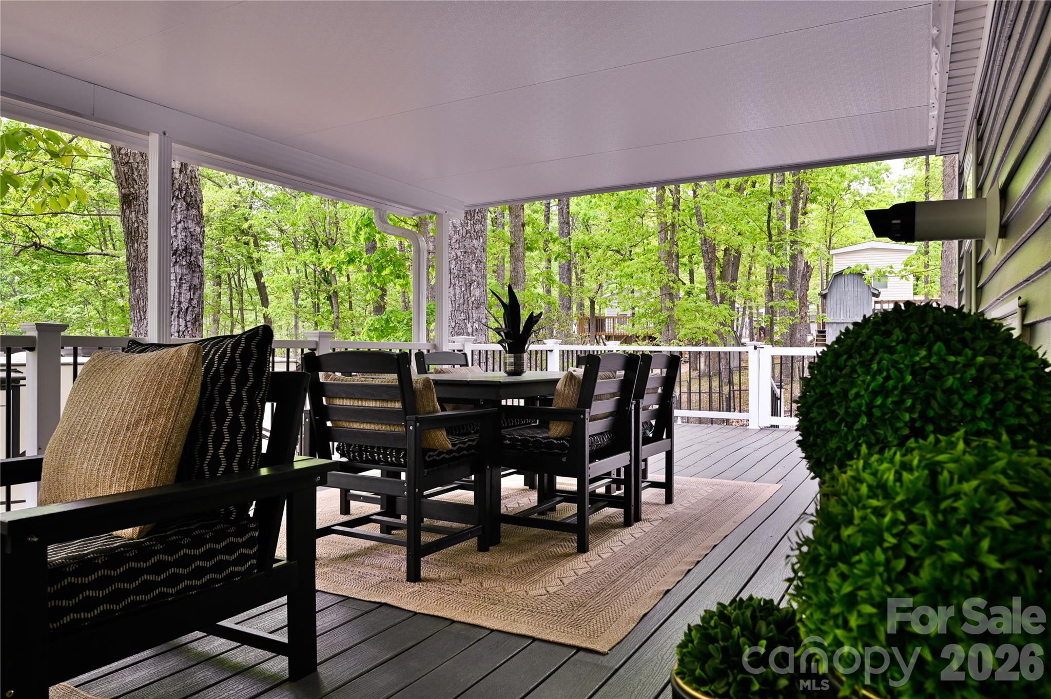 310 Laurelwood Lane Property Photo 22