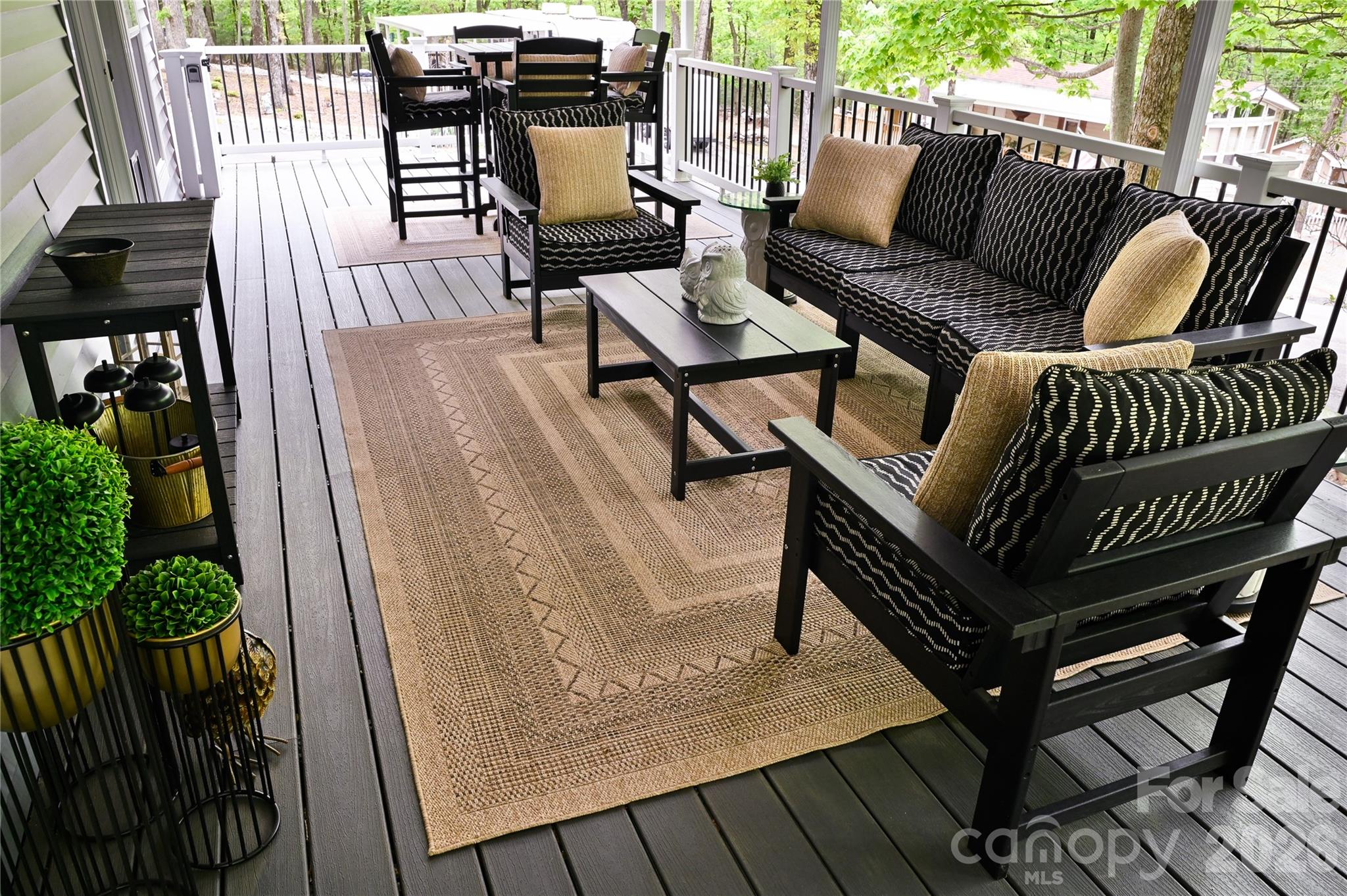 310 Laurelwood Lane Property Photo 23
