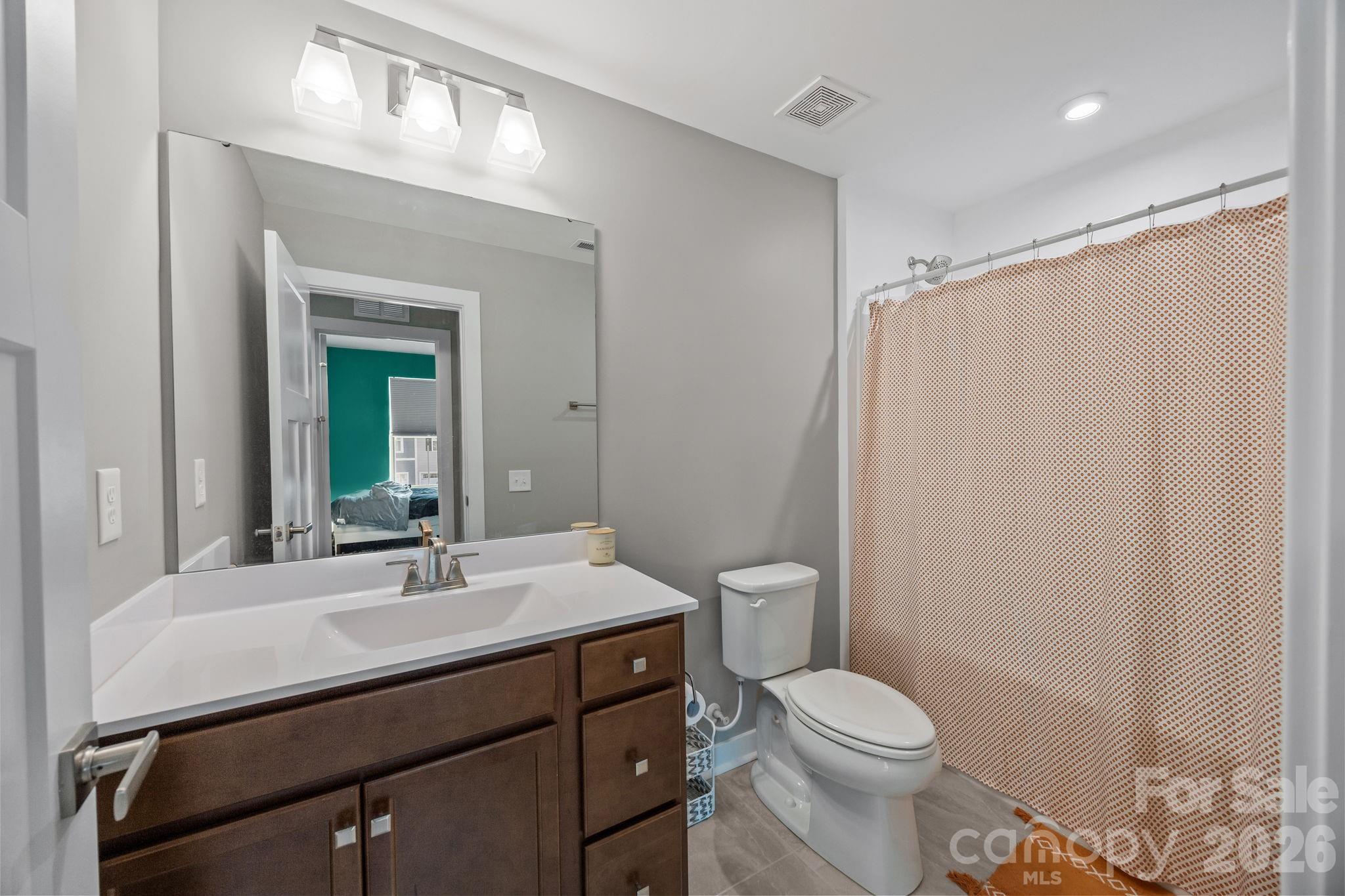 154 Stella Lane B Property Photo 18