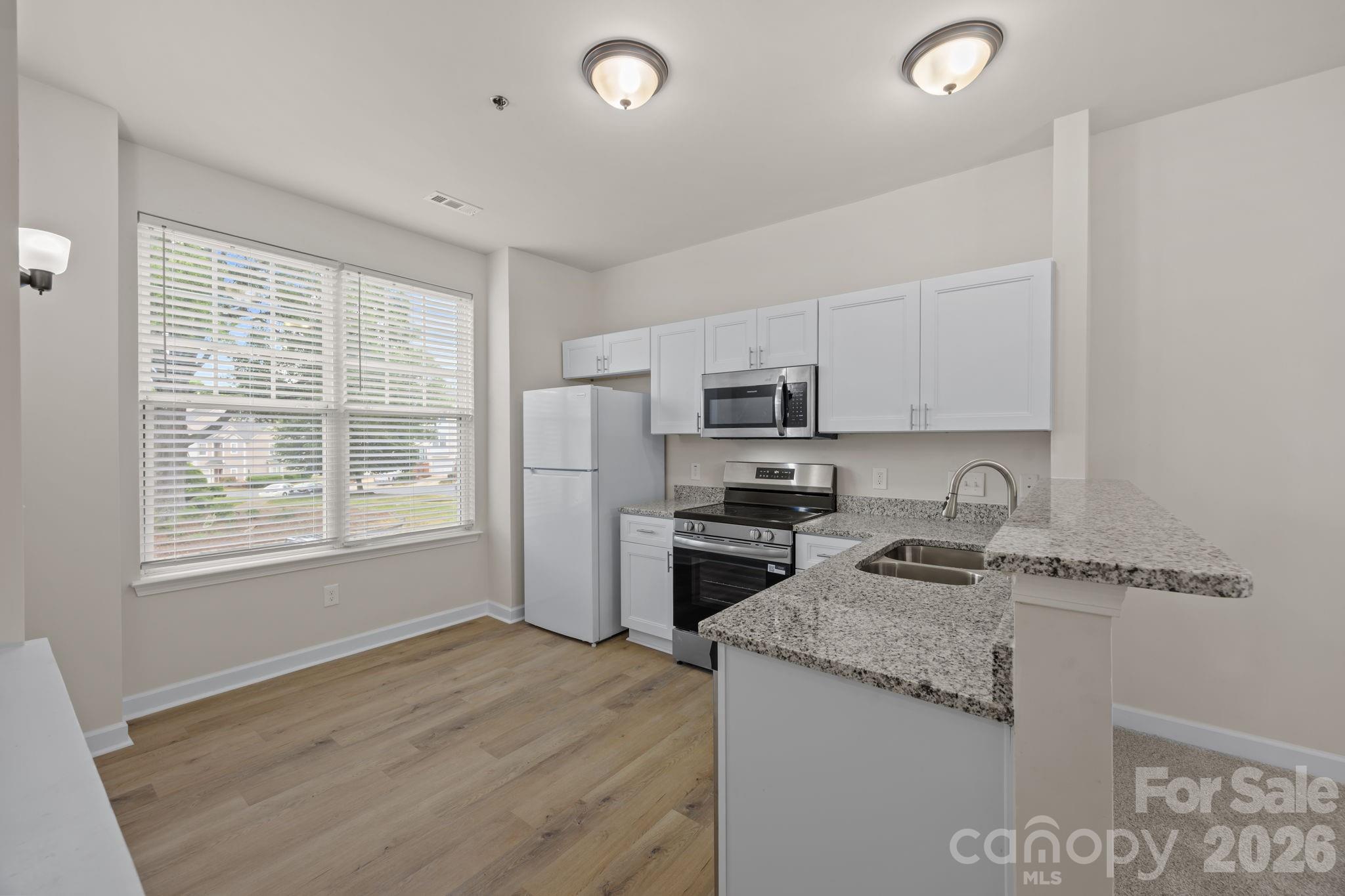 2750 Avalon Loop Road Property Photo 10