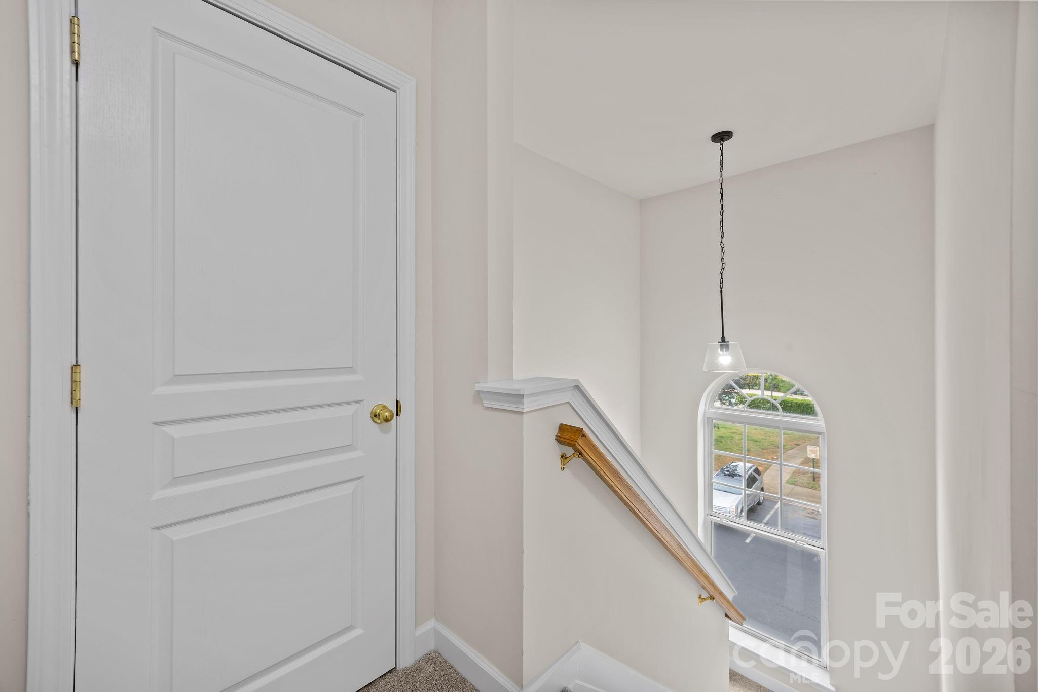 2750 Avalon Loop Road Property Photo 14