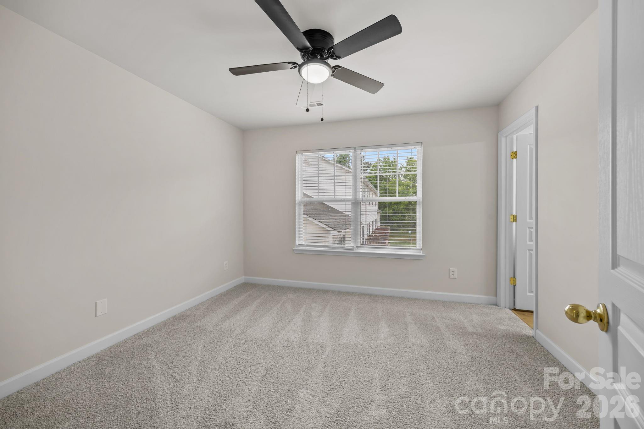 2750 Avalon Loop Road Property Photo 17