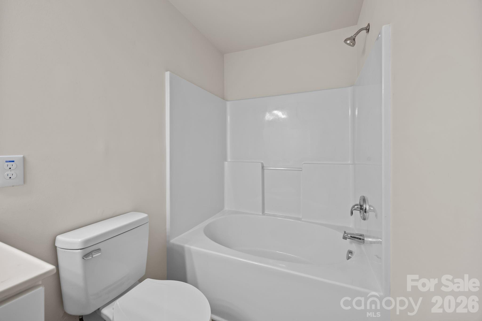2750 Avalon Loop Road Property Photo 21