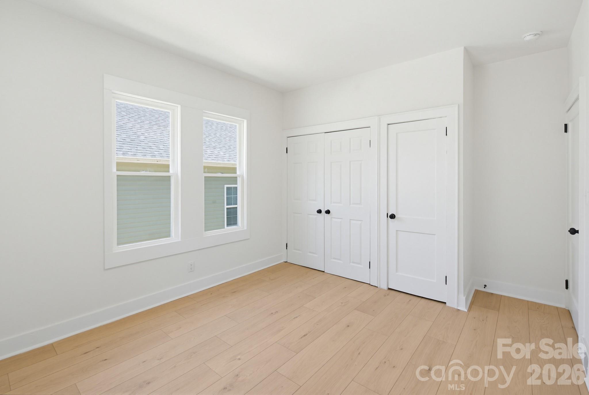 2622 Hemphill Street Property Photo 24