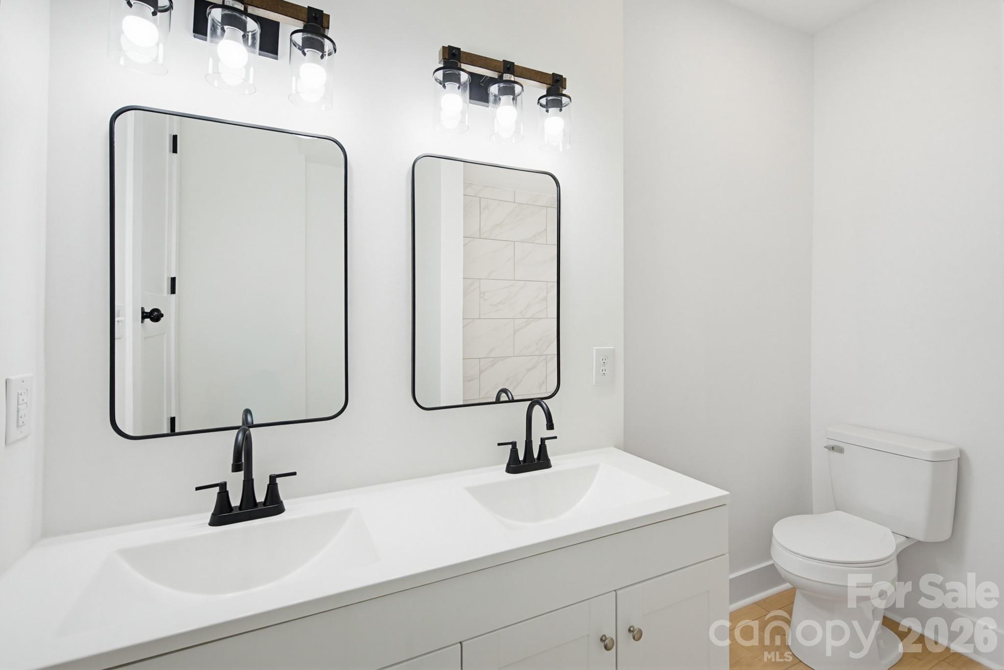 2622 Hemphill Street Property Photo 29