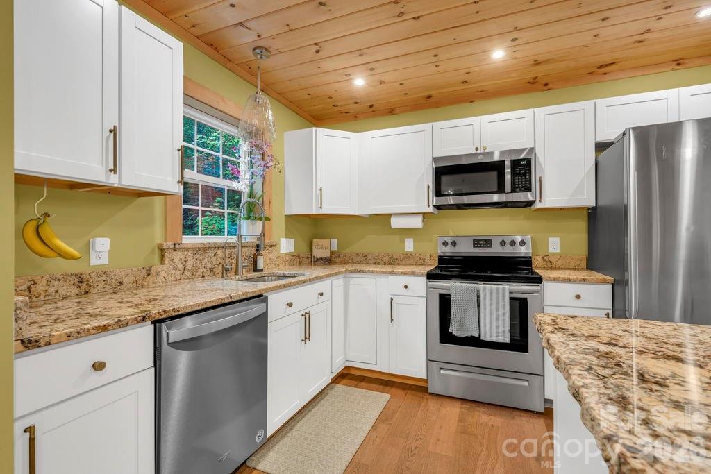 38 Macey Drive Property Photo 18
