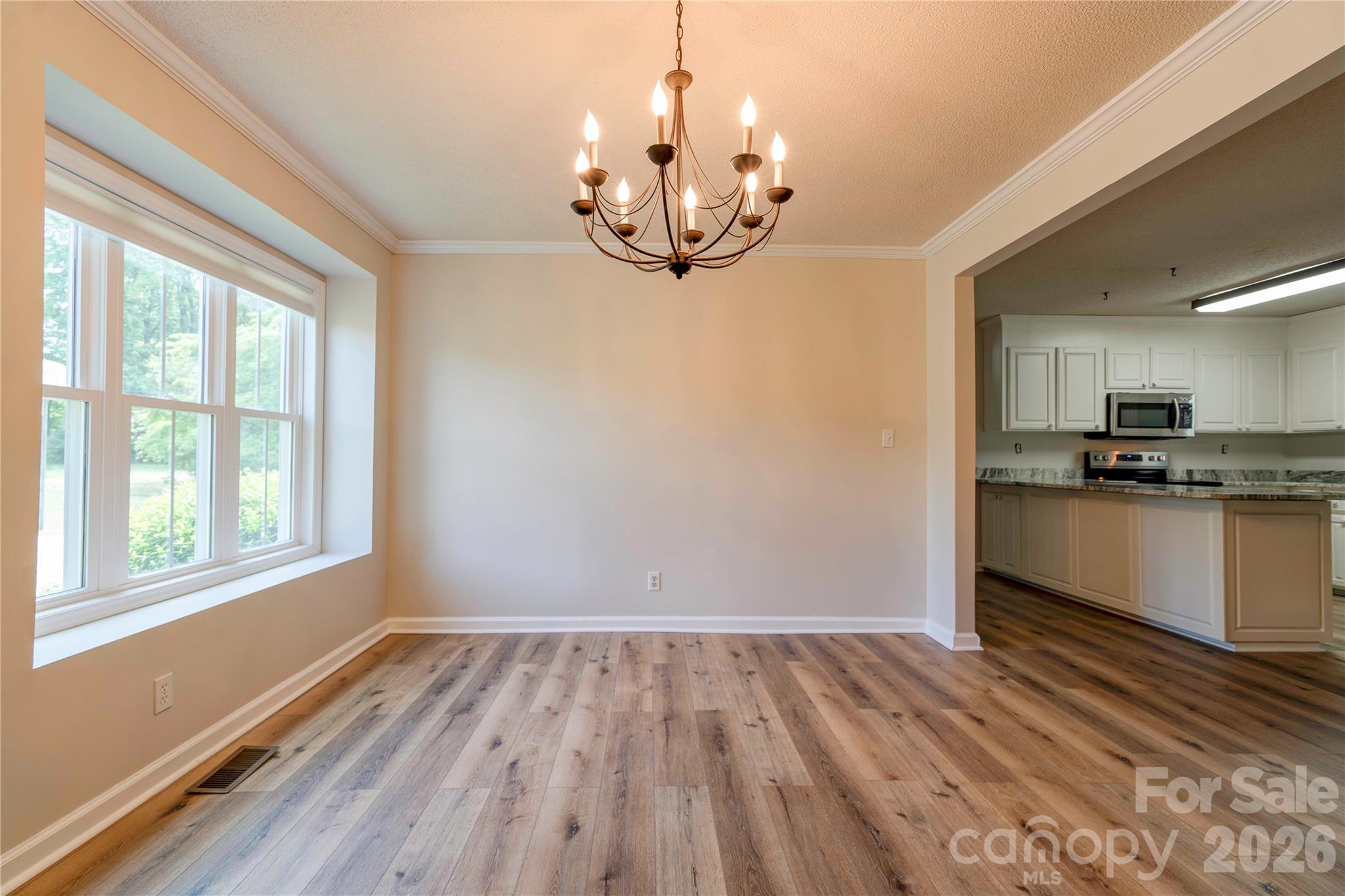 106 Dons Court Property Photo 8