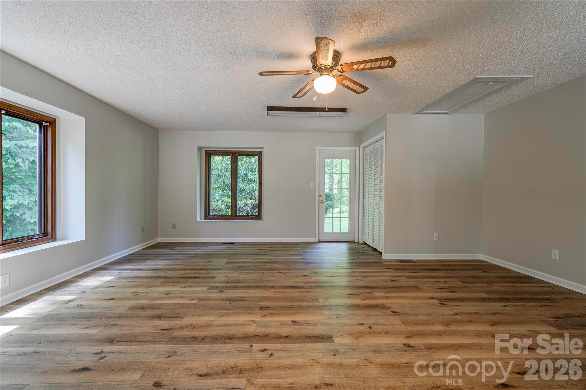 106 Dons Court Property Photo 16