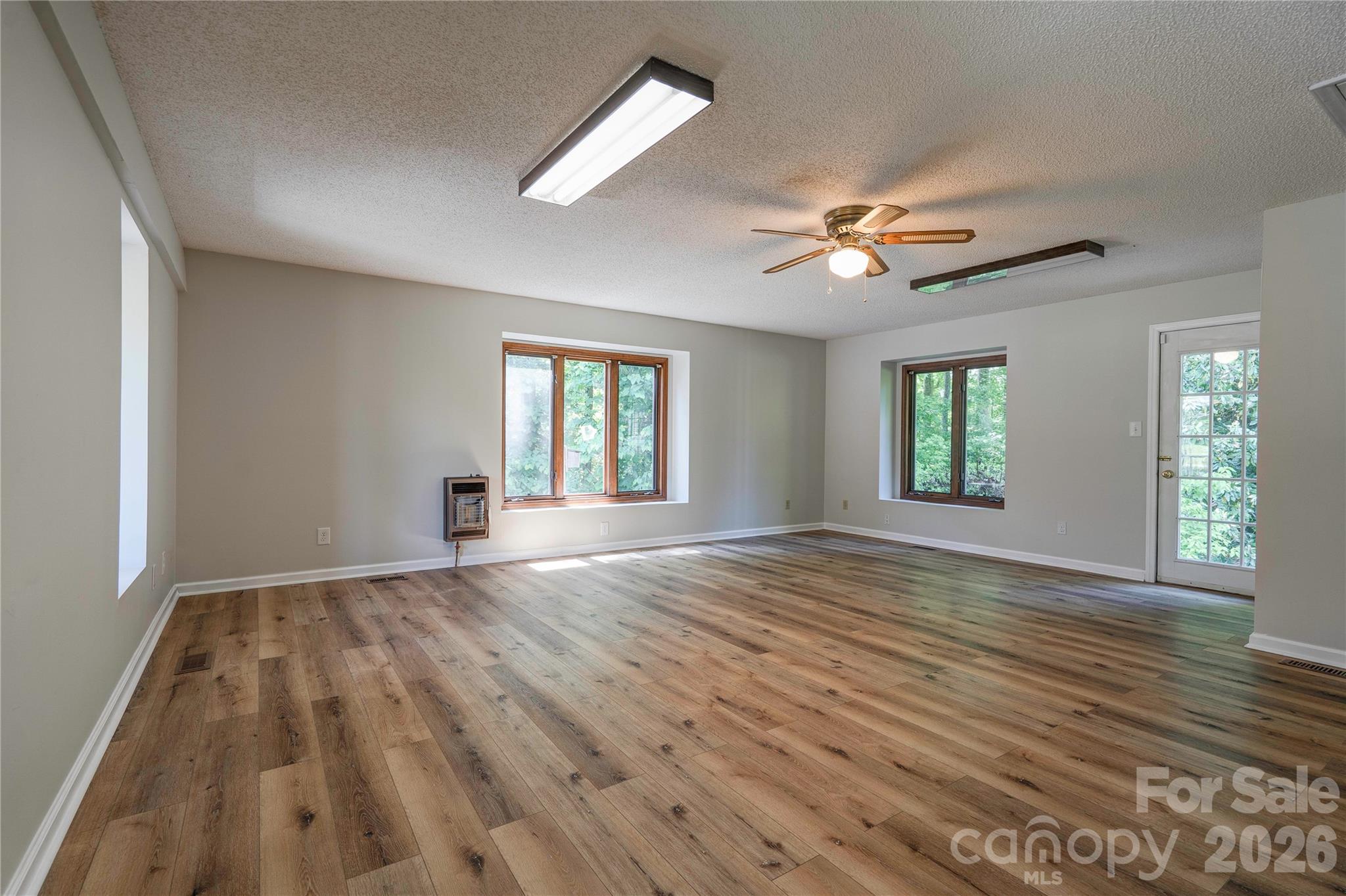 106 Dons Court Property Photo 17