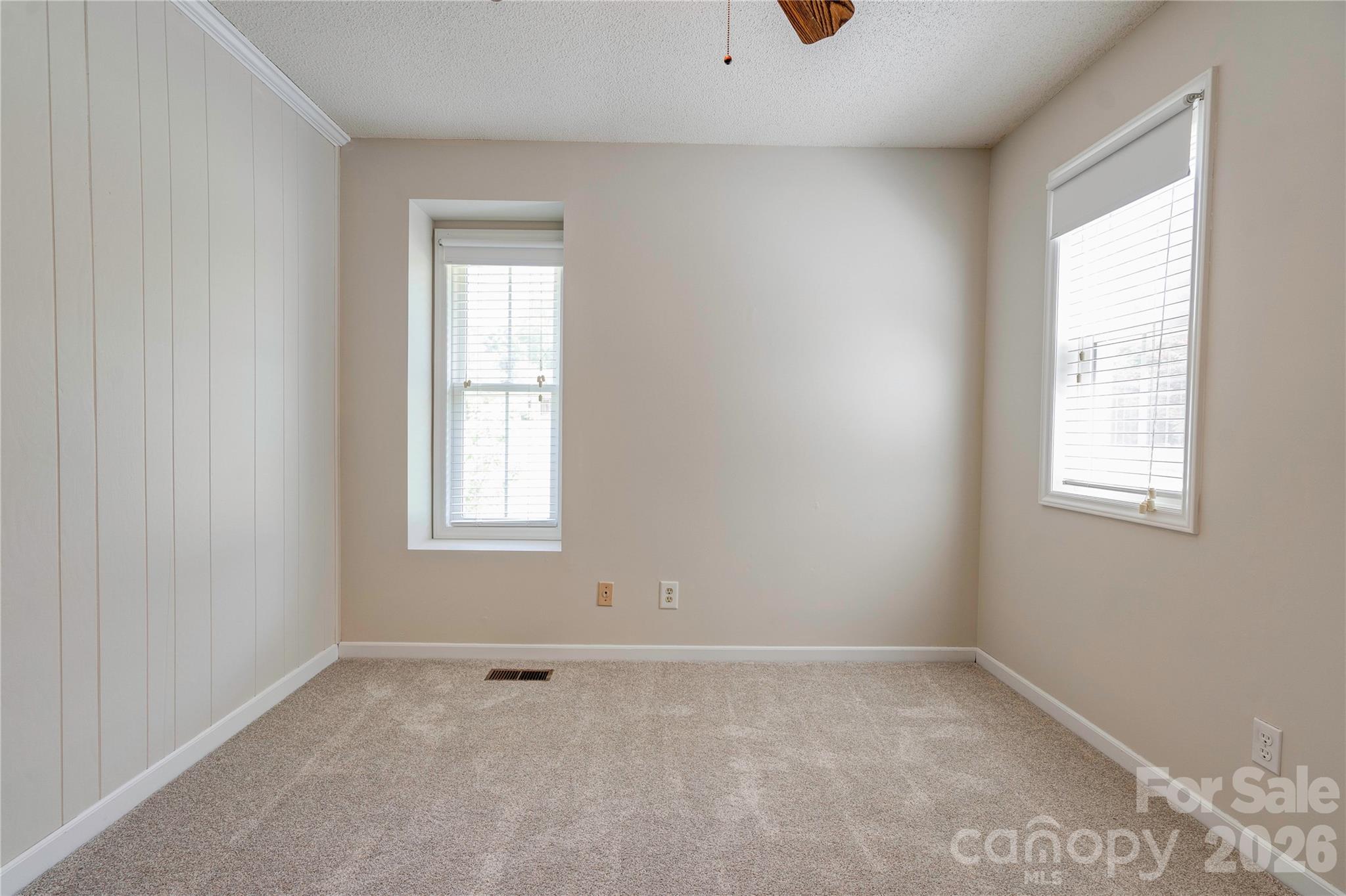 106 Dons Court Property Photo 26