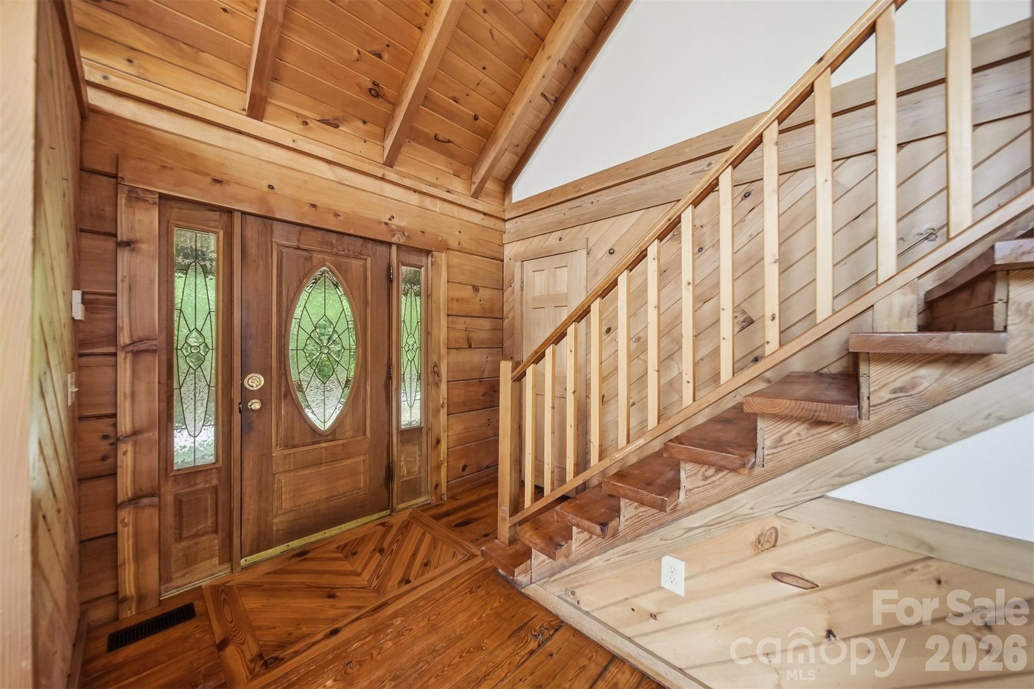 2079 Icard Ridge Road Property Photo 4