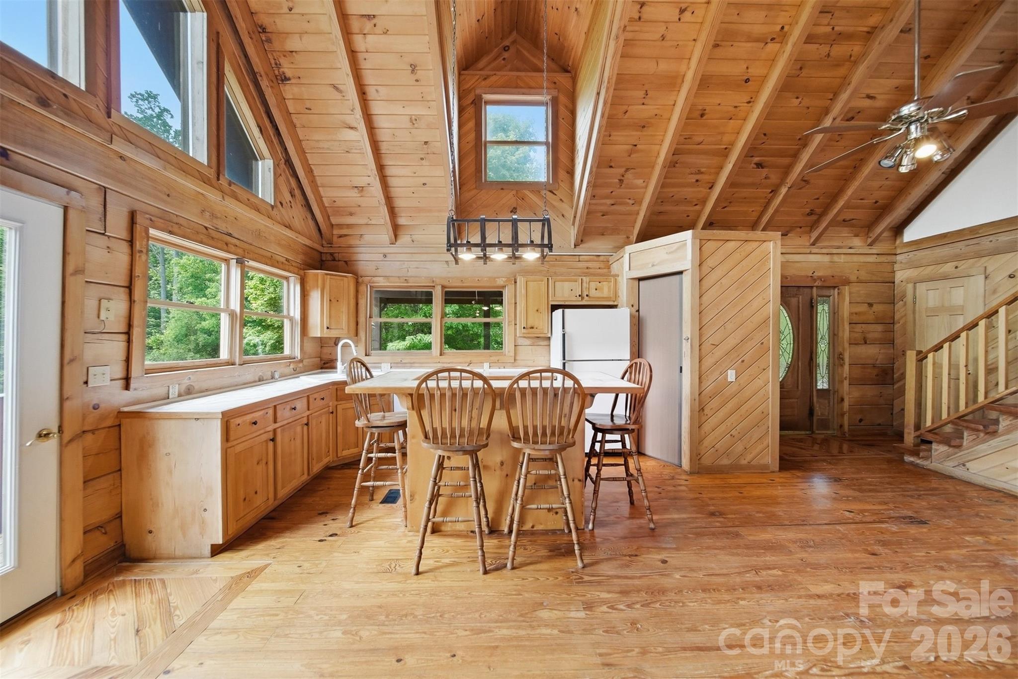 2079 Icard Ridge Road Property Photo 14
