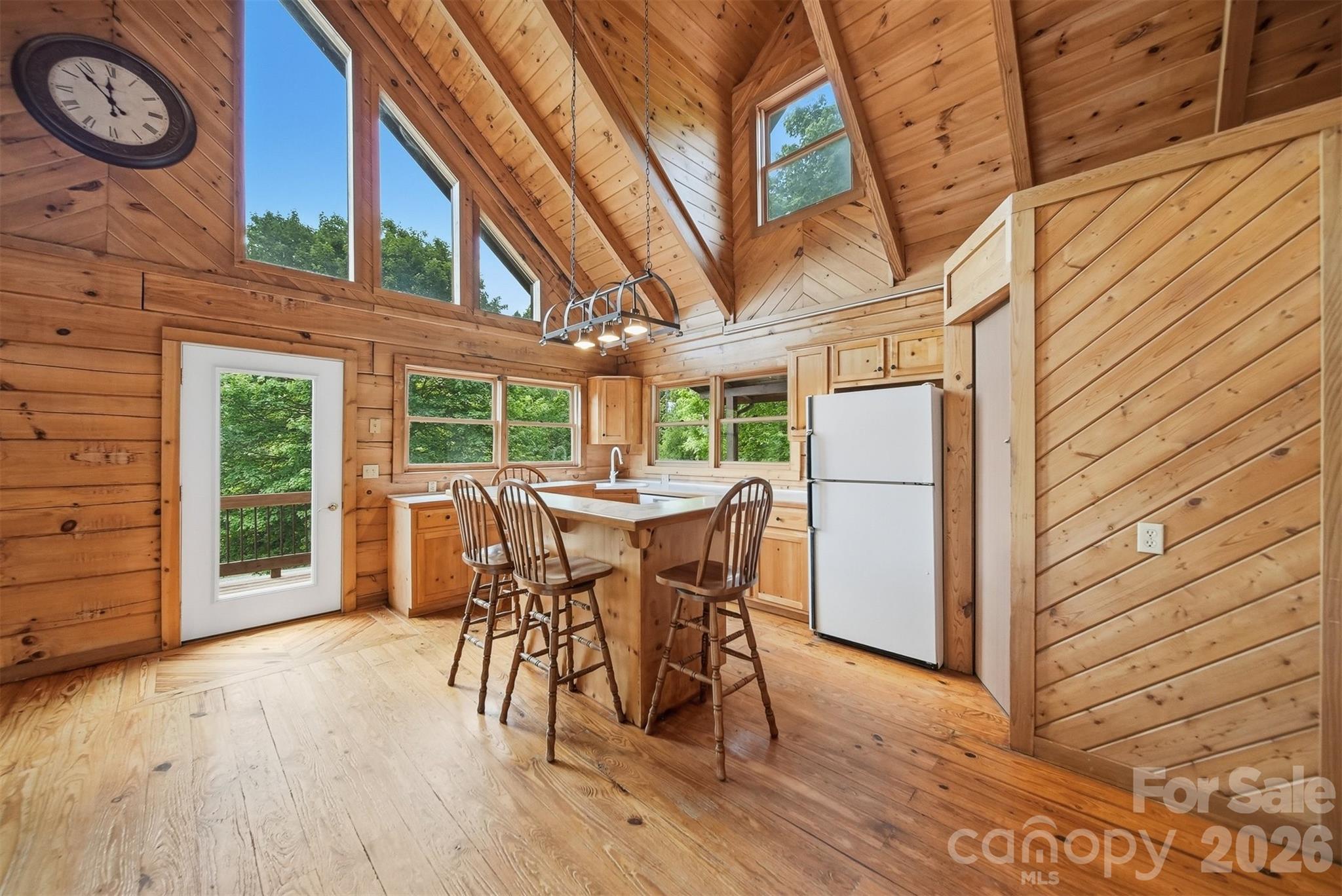 2079 Icard Ridge Road Property Photo 15